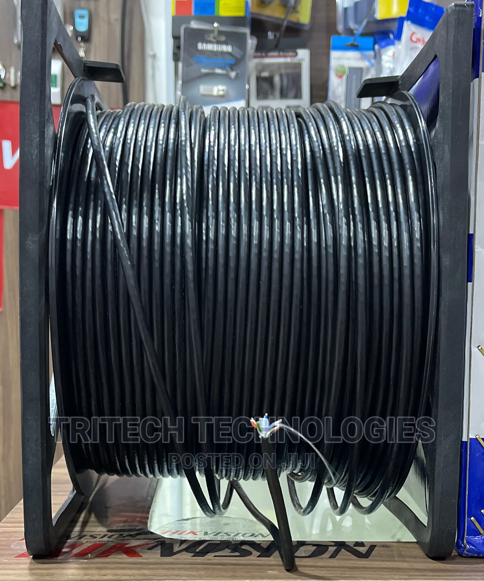 D-Link NCB-CUBLKR-305 CAT 6 UTP Outdoor Cable With FR PVC