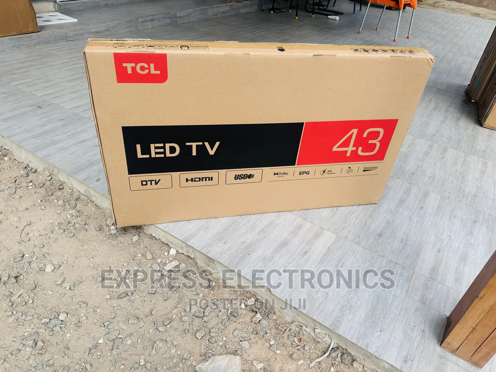 Quality Yet Affordable TCL Satellite Digital 43”S54000