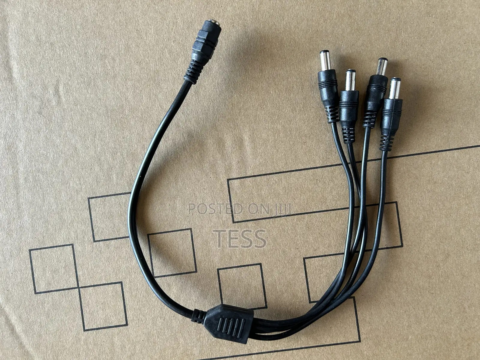 4way (4port) Power Splitter CCTV for 4 Cameras
