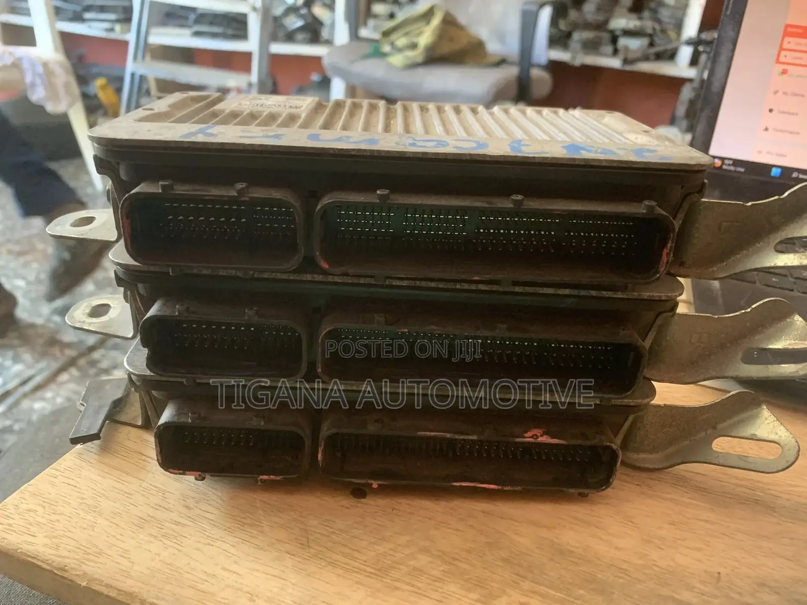Toyota Camry Control Board (15-18)