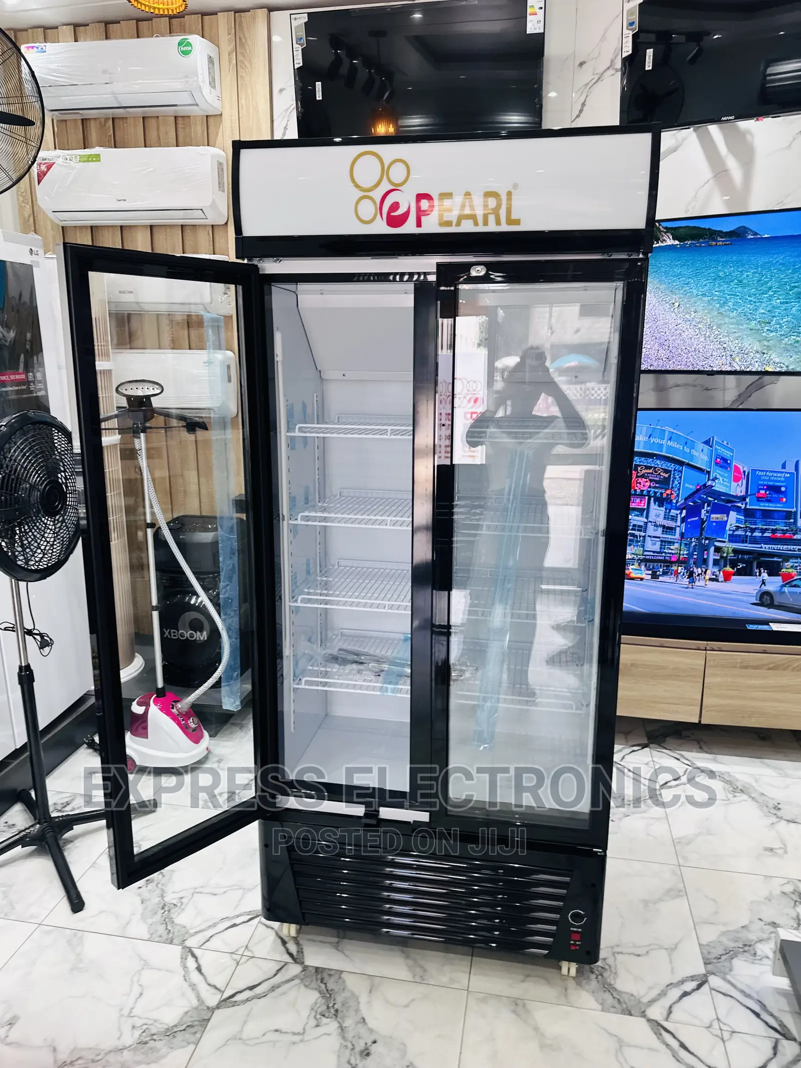 Durable Build Body Double Door Display Fridge Pearl
