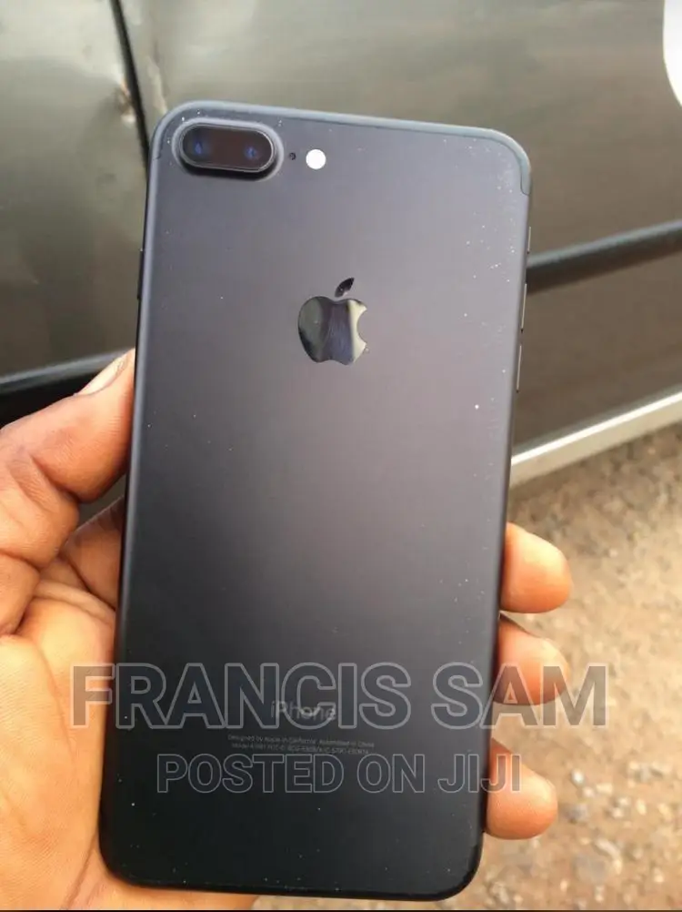 New Apple iPhone 7 Plus 128 GB Black
