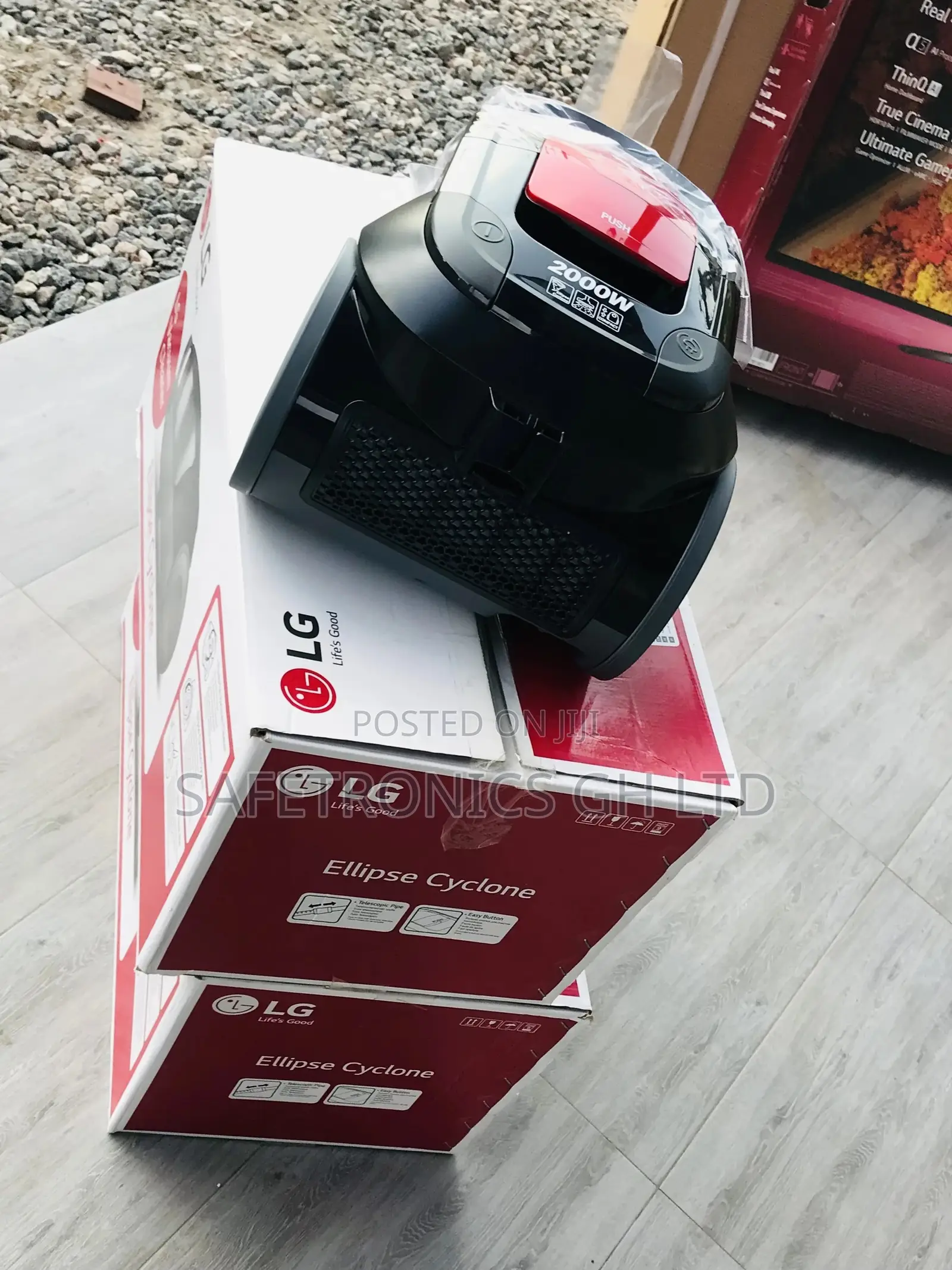 2000W LG Electric Vc5420nntr Red/Black Vacuum Cleaner
