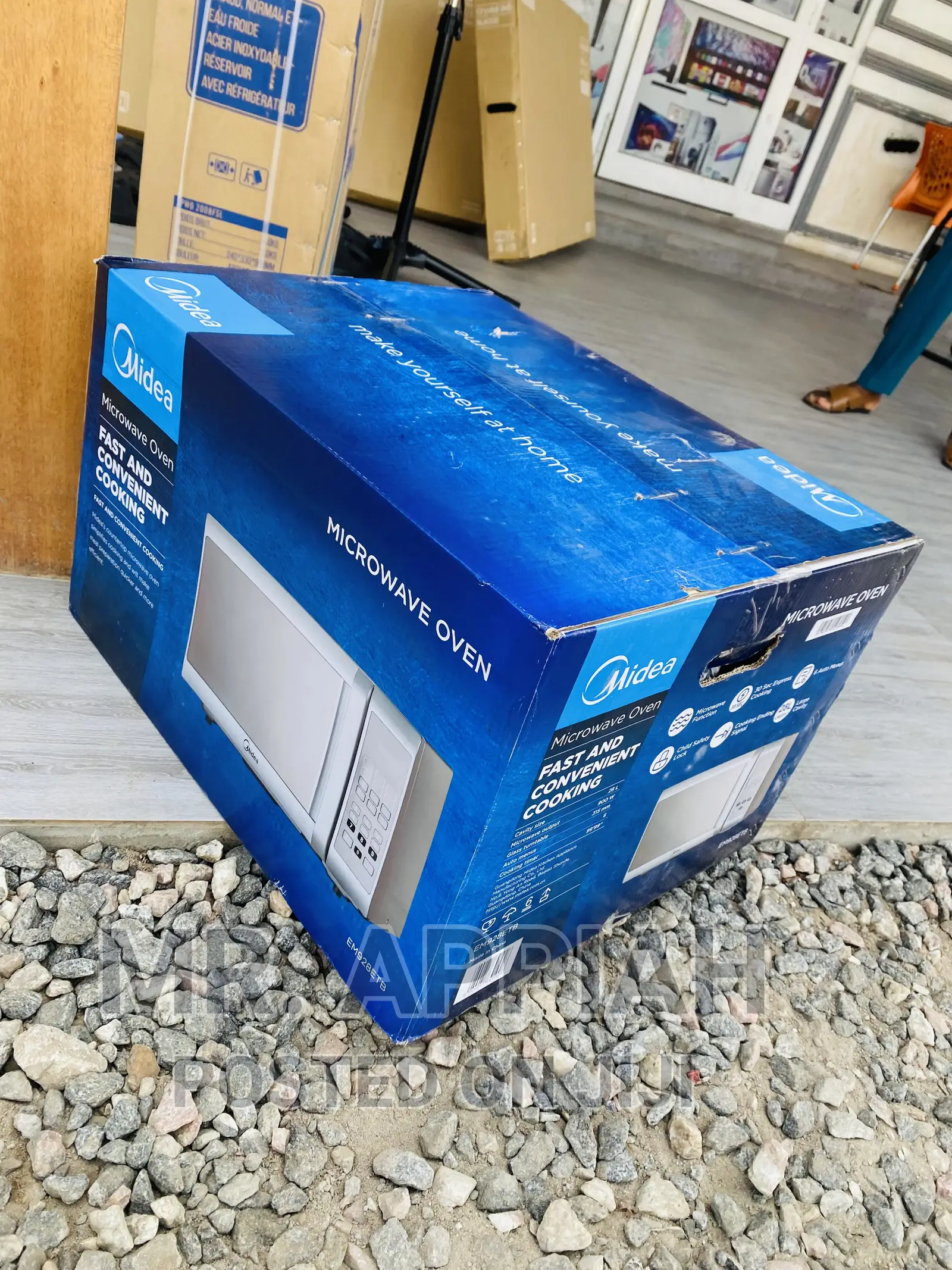 Stainless Steel Midea Countertop Microwave(28ltr)Silver