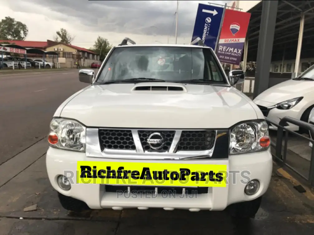 Nissan Hardbody Front Shells/Grille