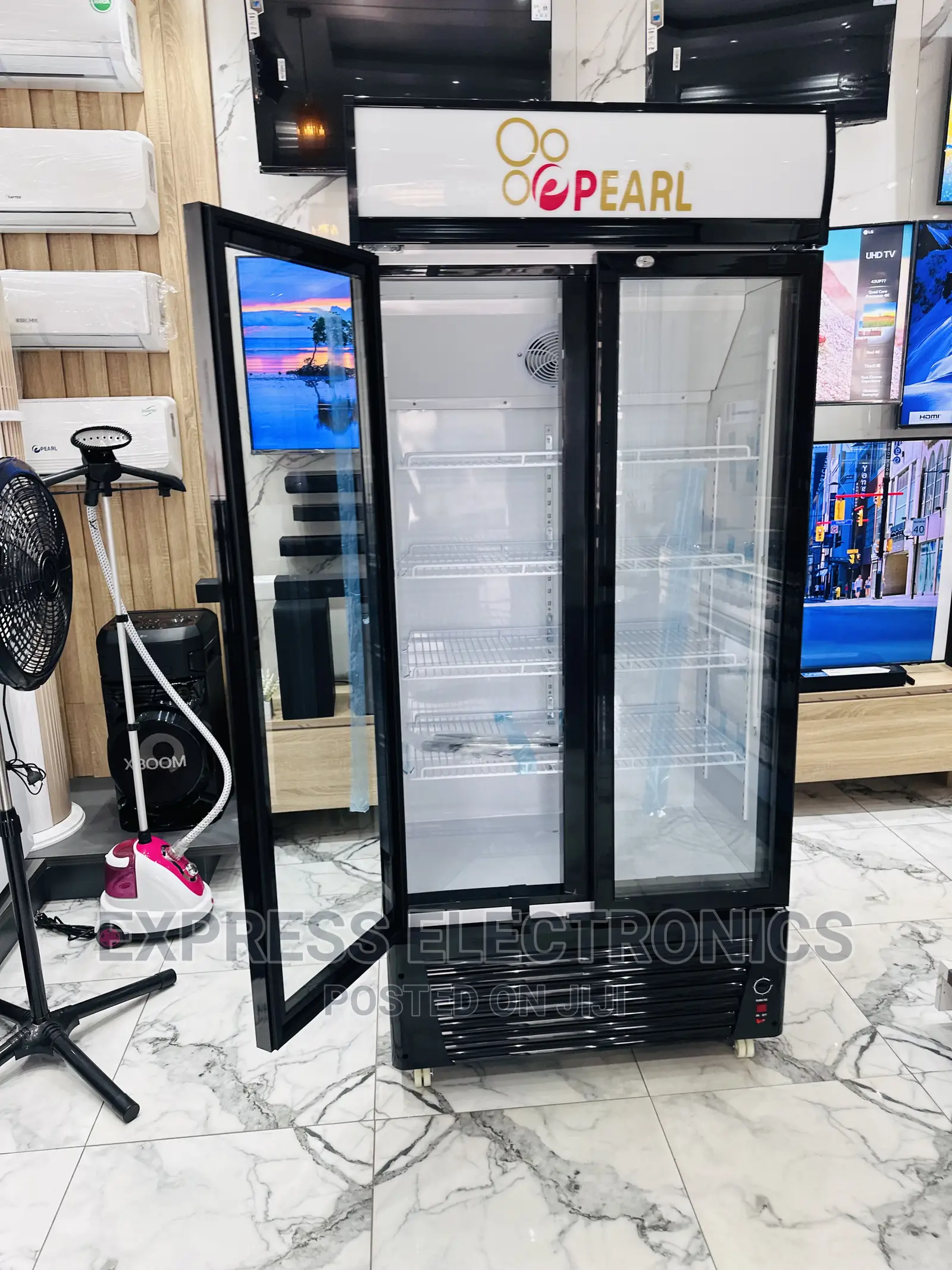 The Perfect  Cooling System PVC 622-2B.Pearl Display Fridge