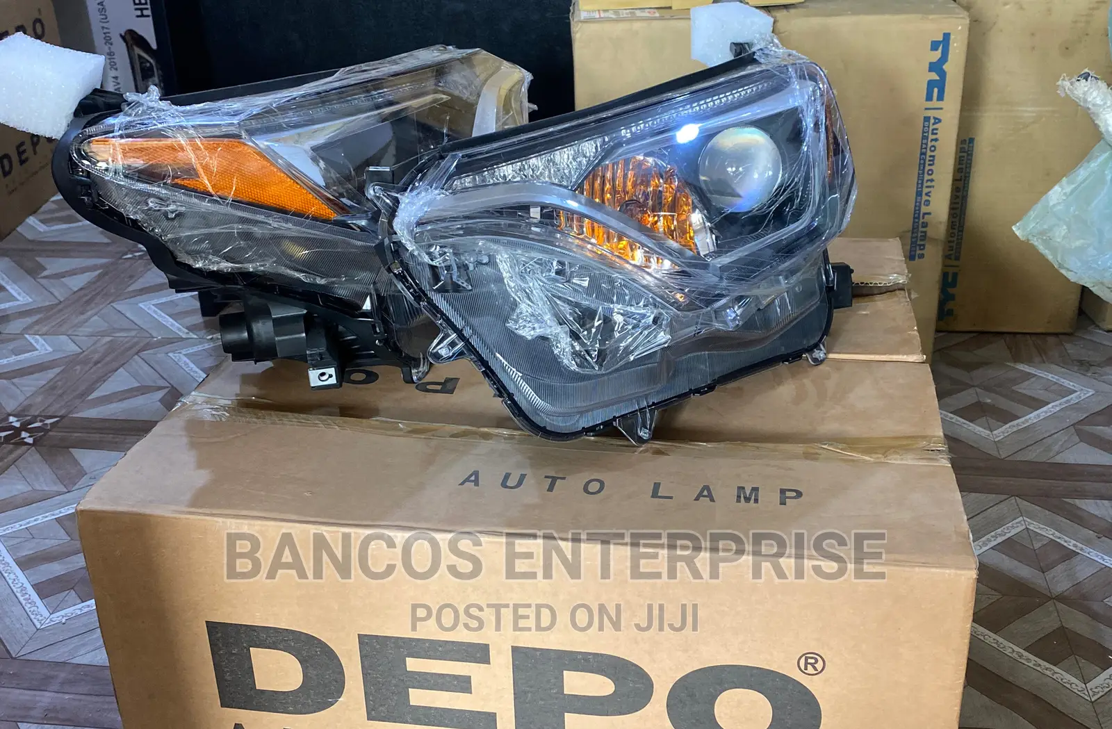 Toyota Rav4 2016-2017 Headlights Pair