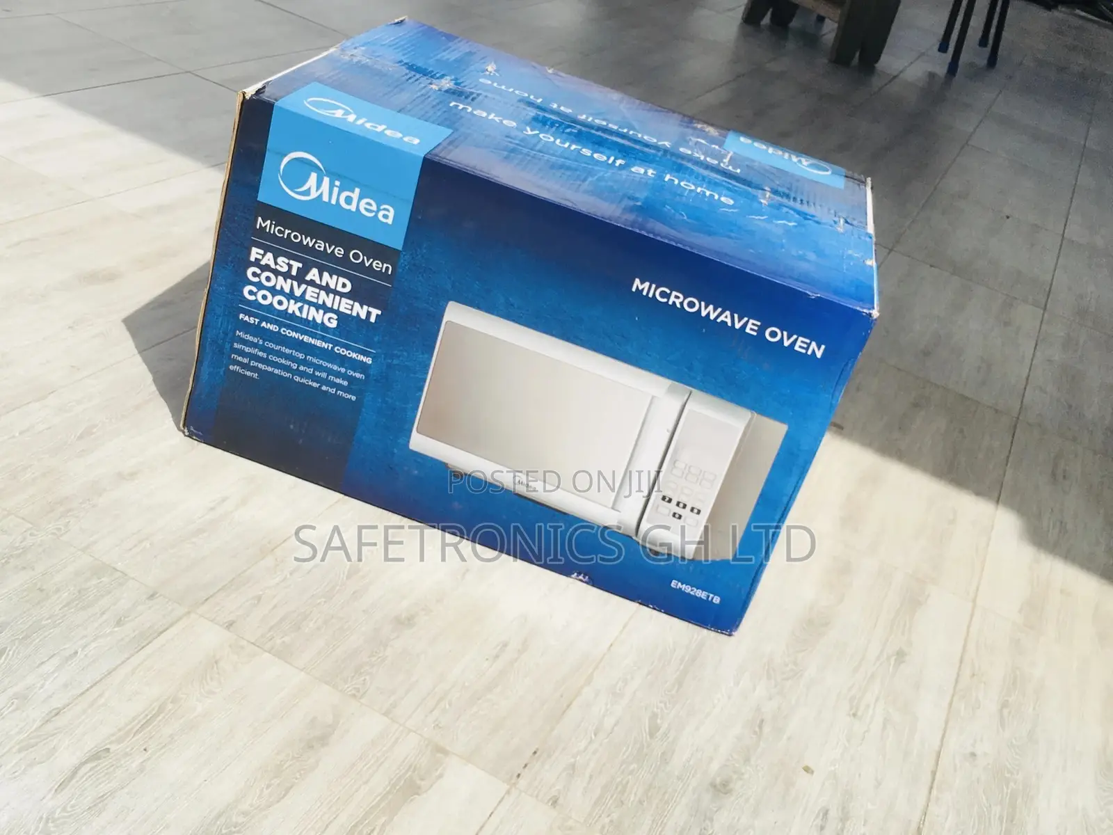 Midea Electric Gray Countertop Microwave 28L EM928ETB