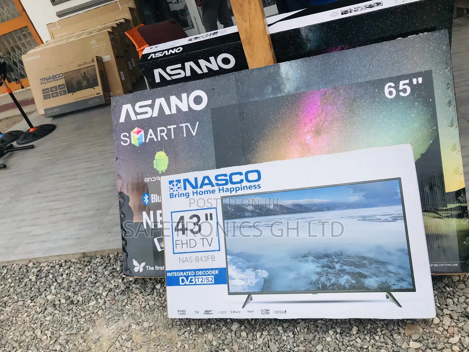 Glossy Black Nasco 43 Inches LED Satellite Digital Tv