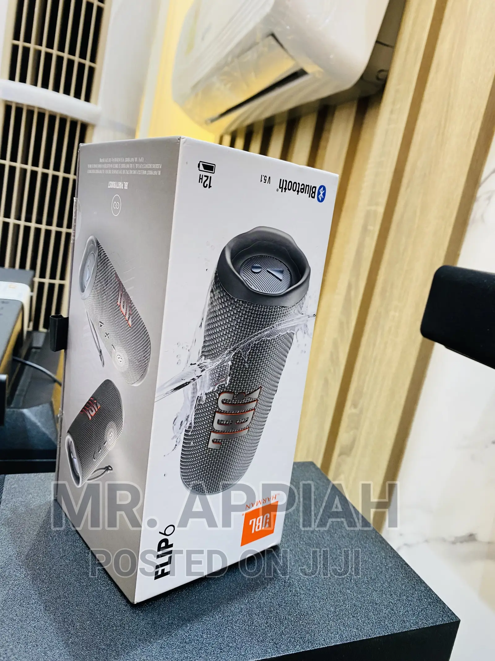 Durable and Affordable JBL Flip 6 Bluetooth Speaker(Gray).