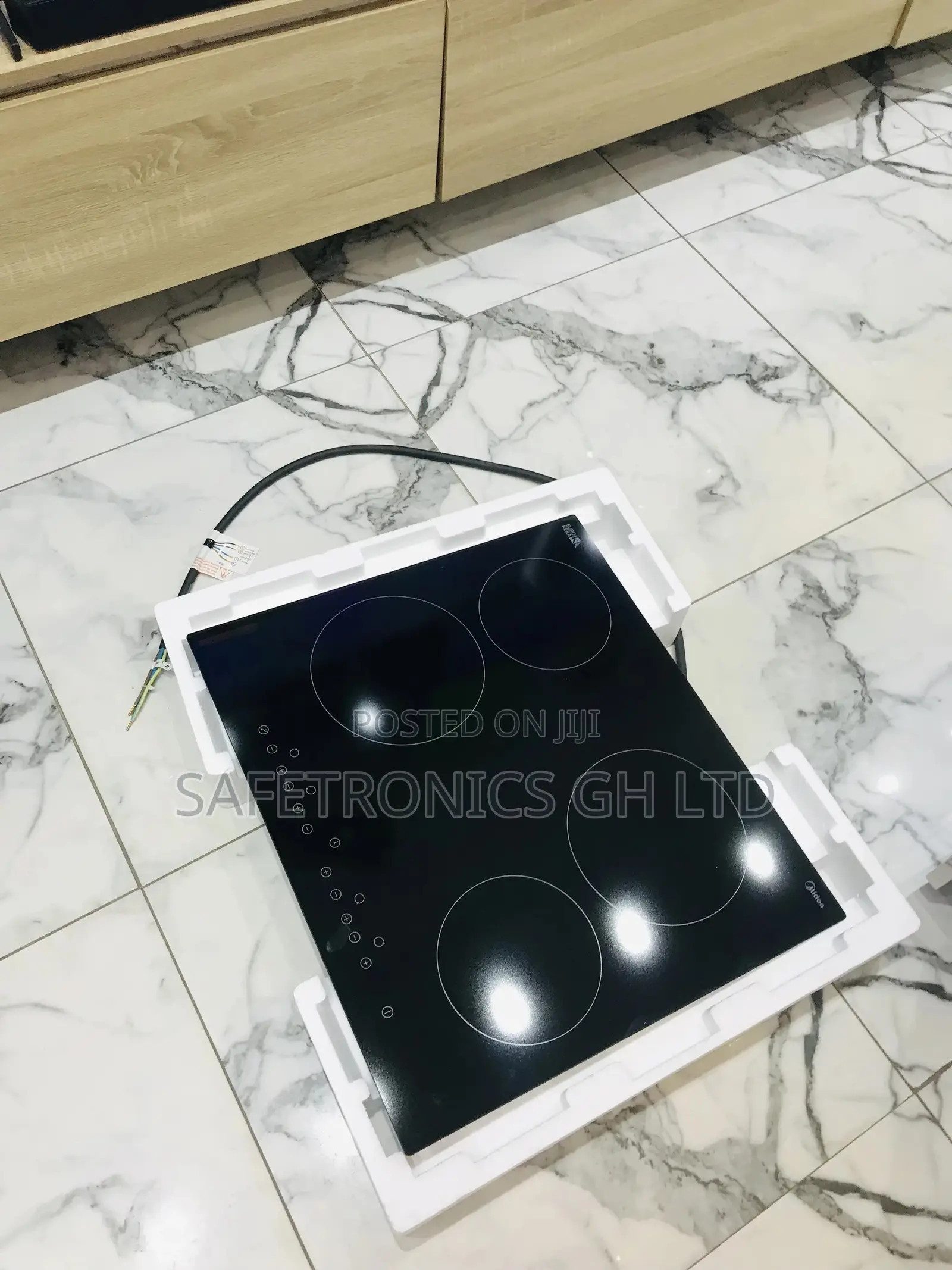 Midea Cooker 4 Hobs Mc-Hf605  Electric Black