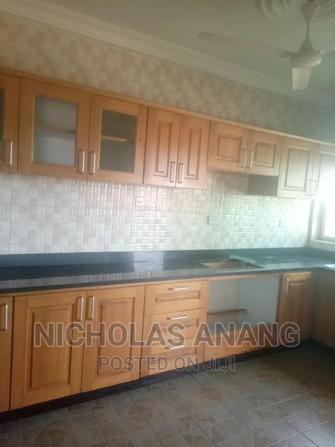 2bdrm Apartment in Dorns Properties, New Town for rent