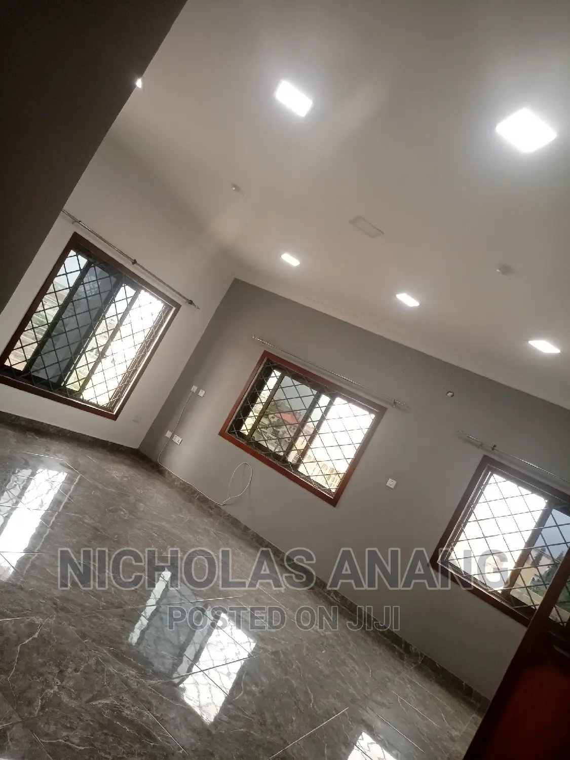 2bdrm Apartment in Dorn Nicky, New Town for rent