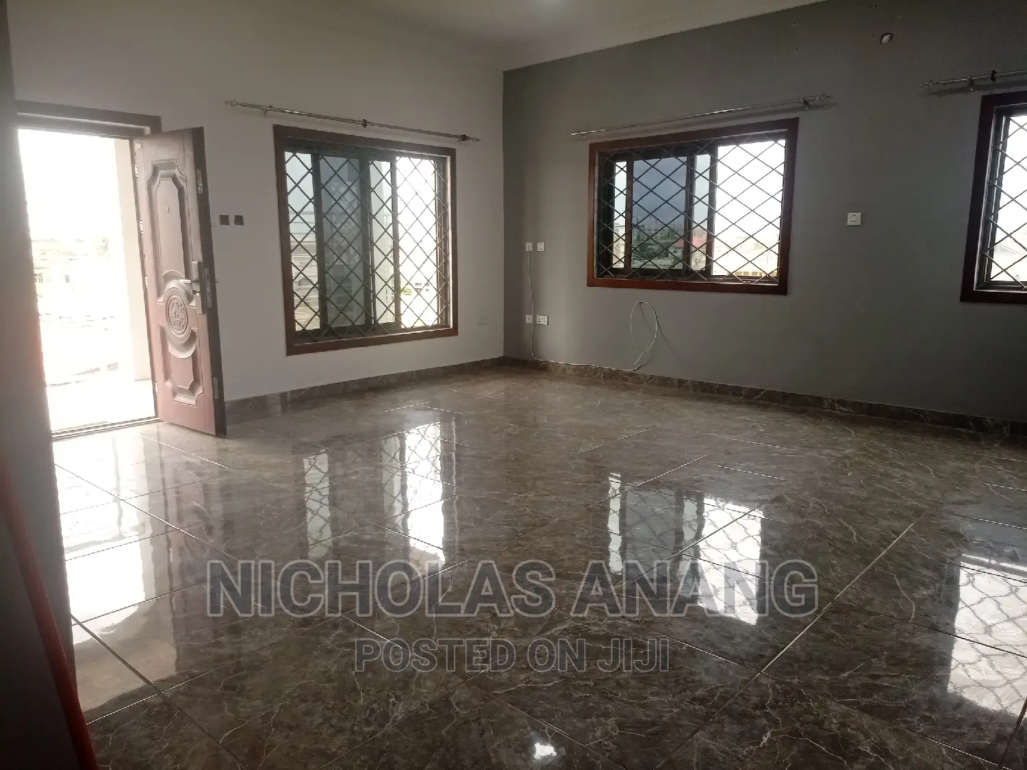 2bdrm Apartment in Dorn Nicky, New Town for rent