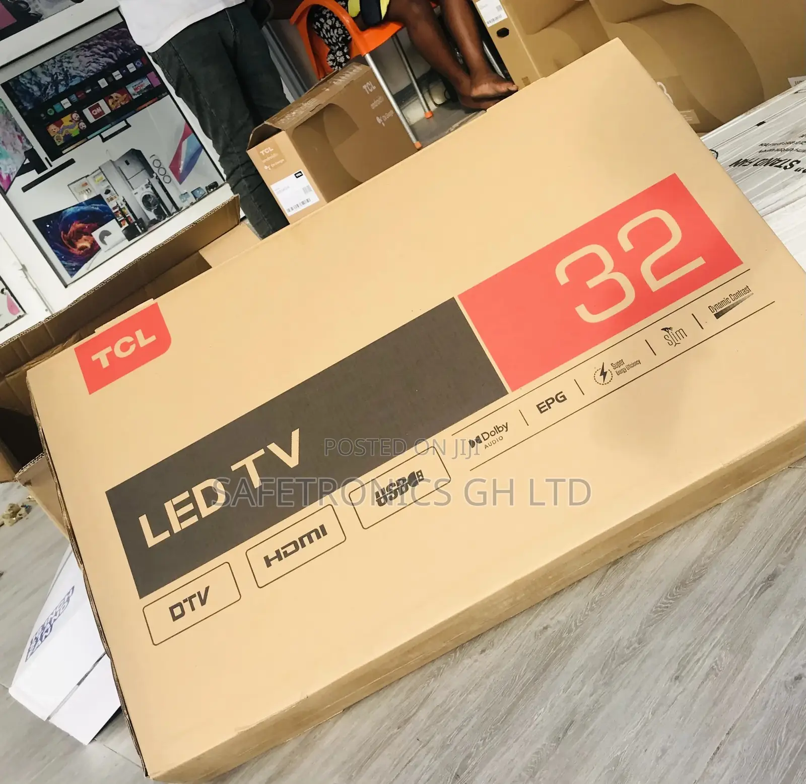 Digital Satellite TCL D3200 32 Inches Electric Black Tv 