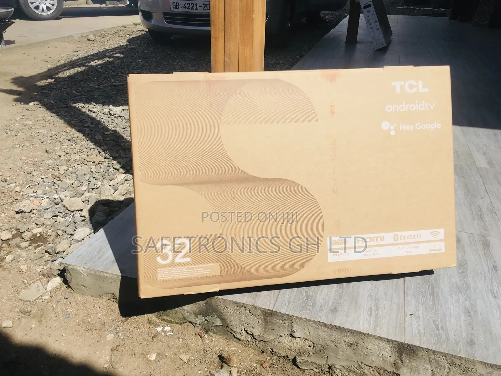 TCL HDR Glossy LED S5400 32 Inches Quality Black Electric