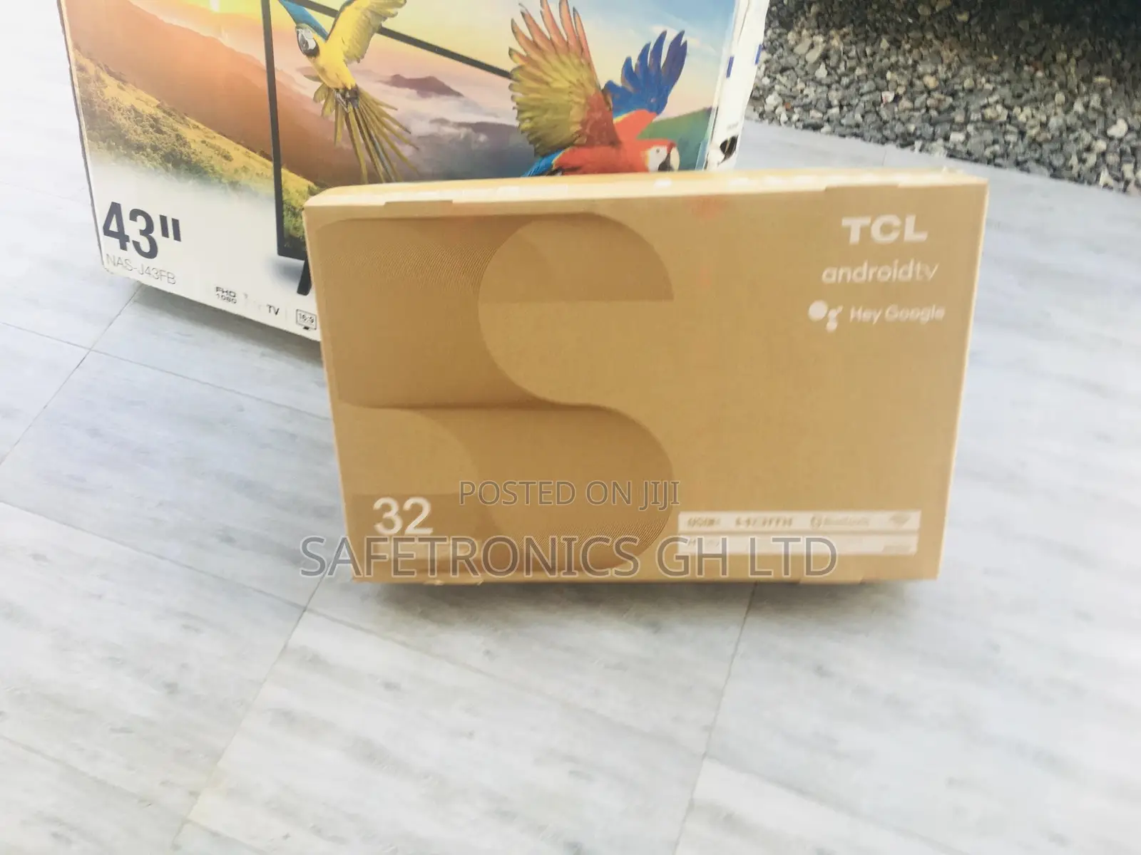 Glossy Black Smart LED HDR TCL Electric 32 Inches S5400 Tv