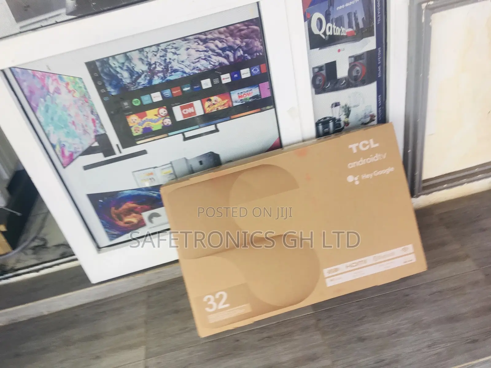 Glossy Black Smart LED HDR TCL Electric 32 Inches S5400 Tv