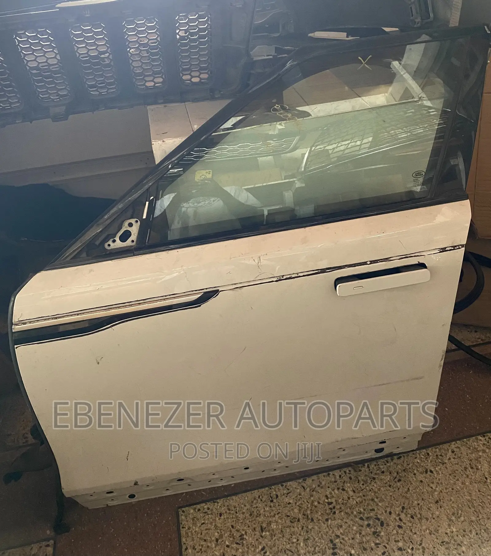 Range Rover Velar Door (Driver Side)
