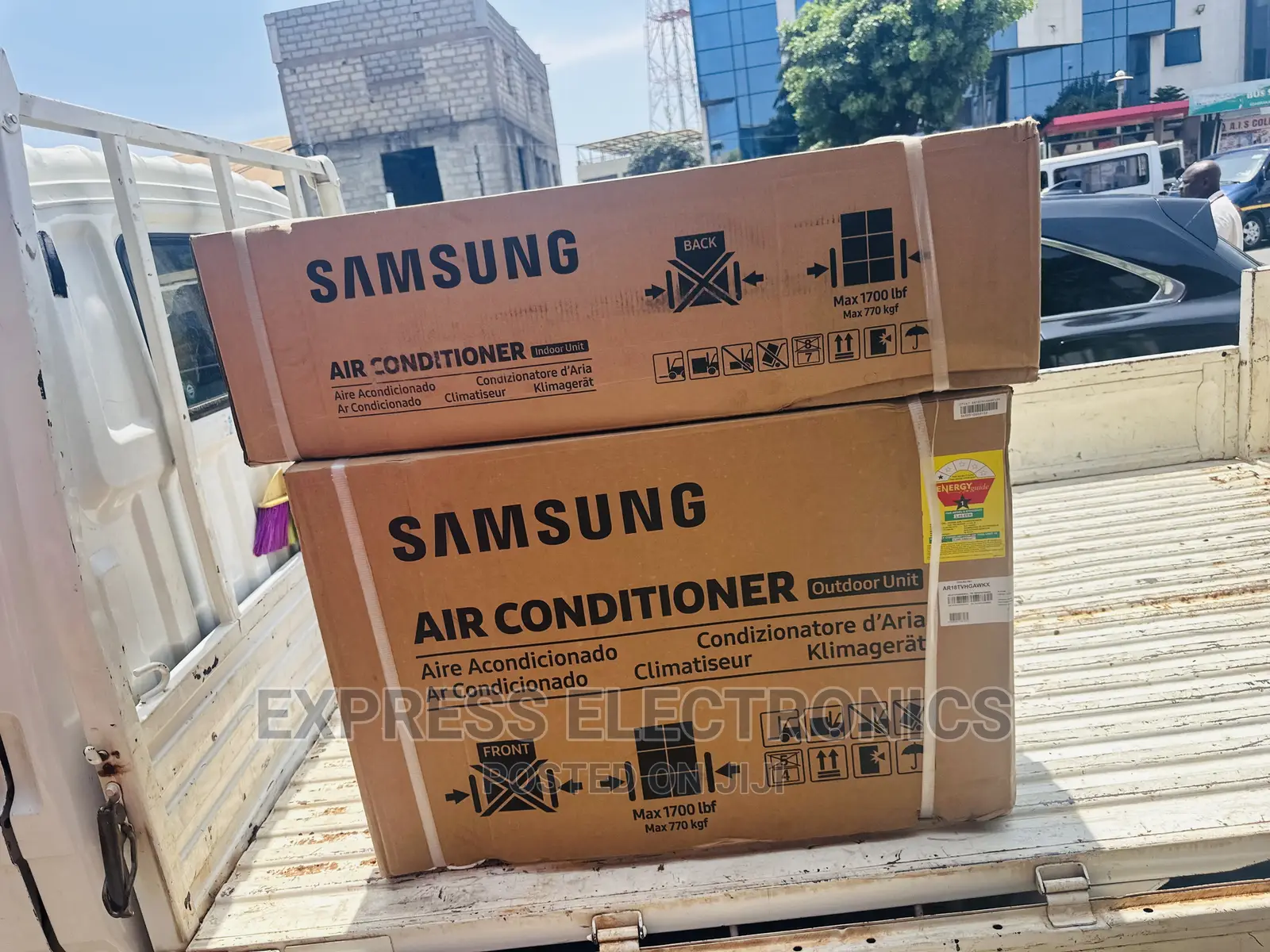 Neat AC White Samsung Split R410 Gas 2.0hp AC