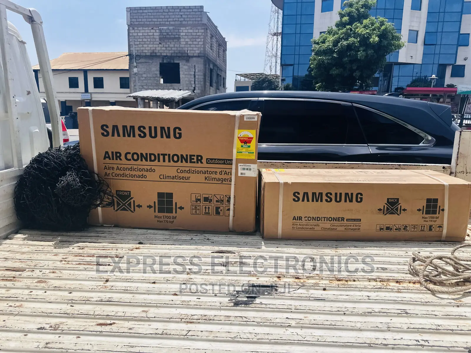 Cool Price for Samsung Split Inverter 2.5hp AC White