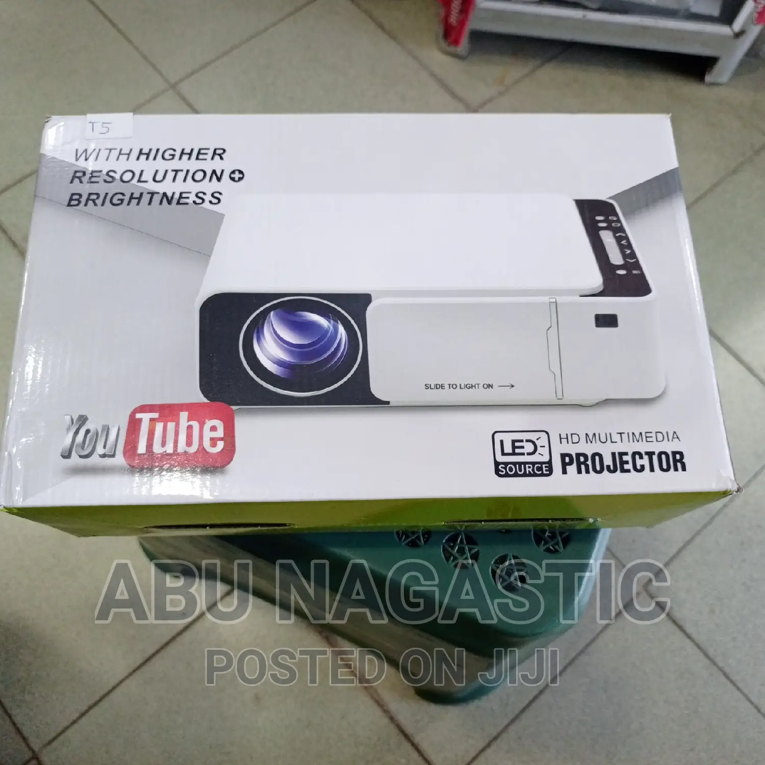 Brand New Portable T5 Led Projector
