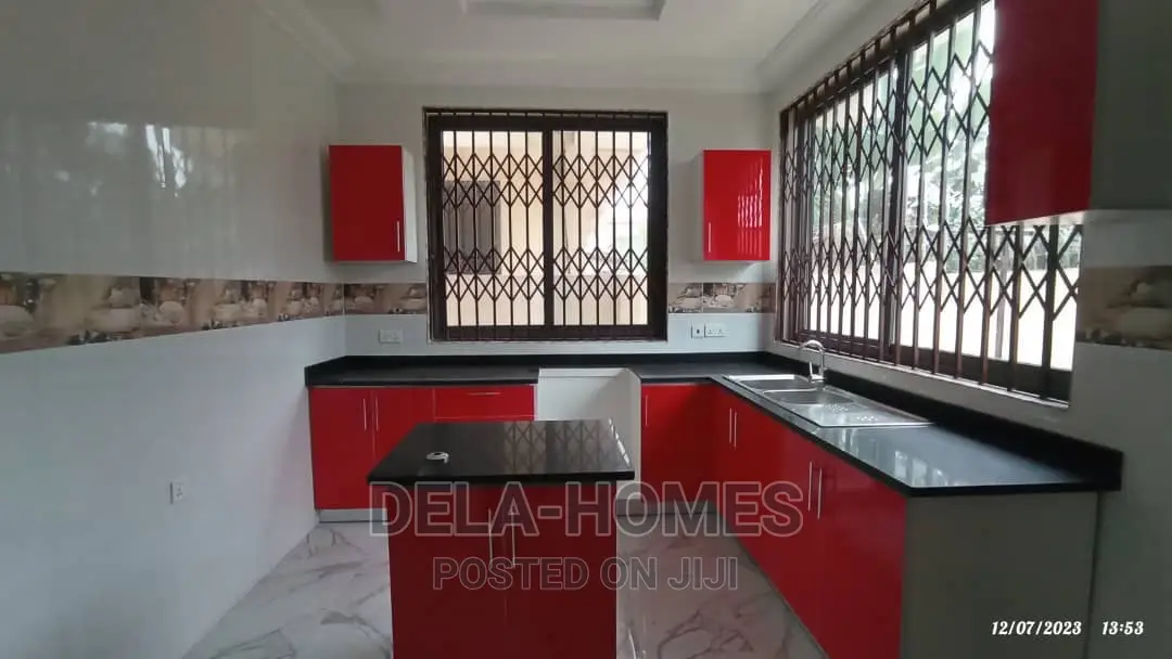 3bdrm Maisonette in Oyarifa for rent