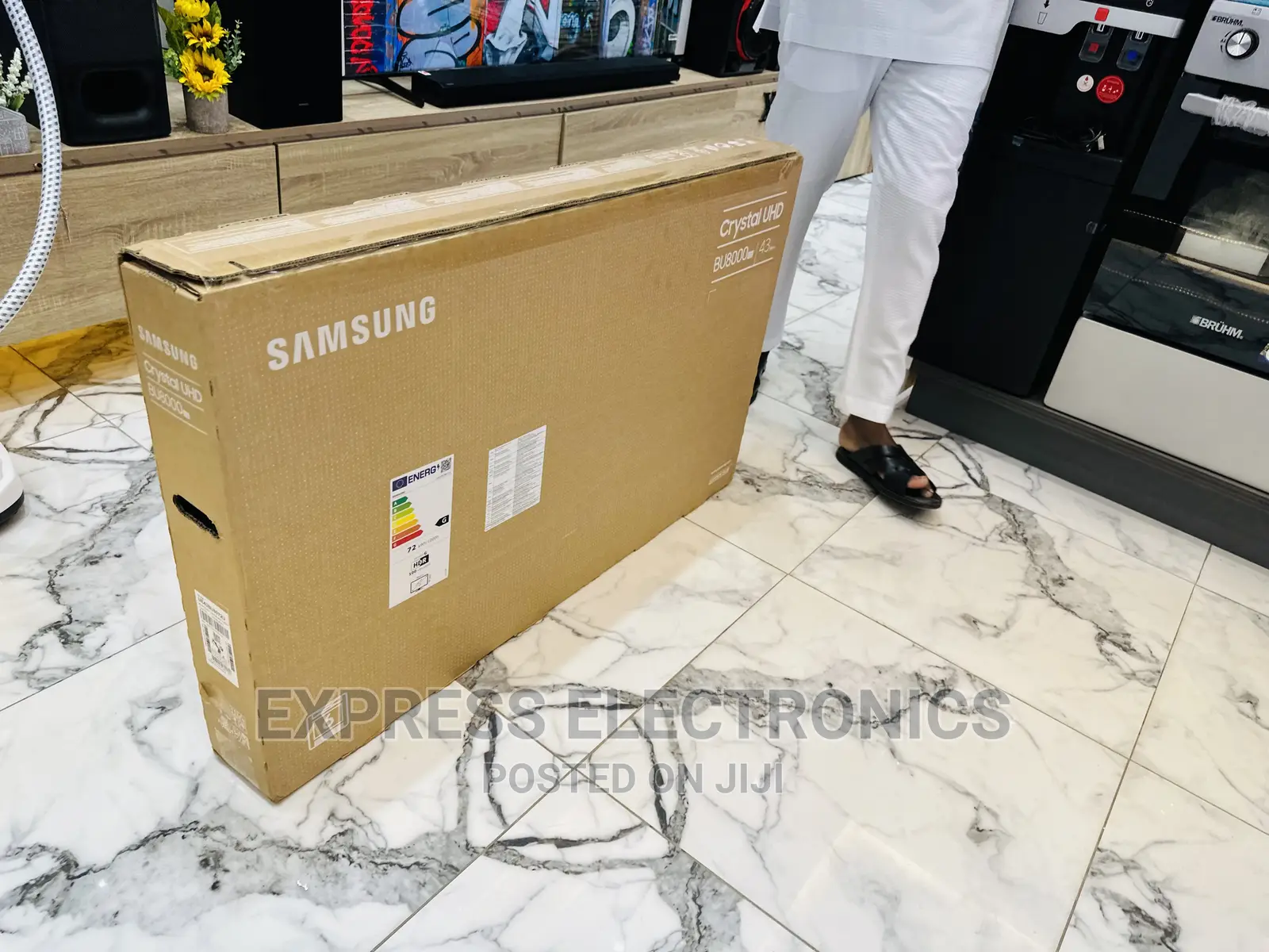 Very Neat Samsung UHD Display Smart 43”Cu7172