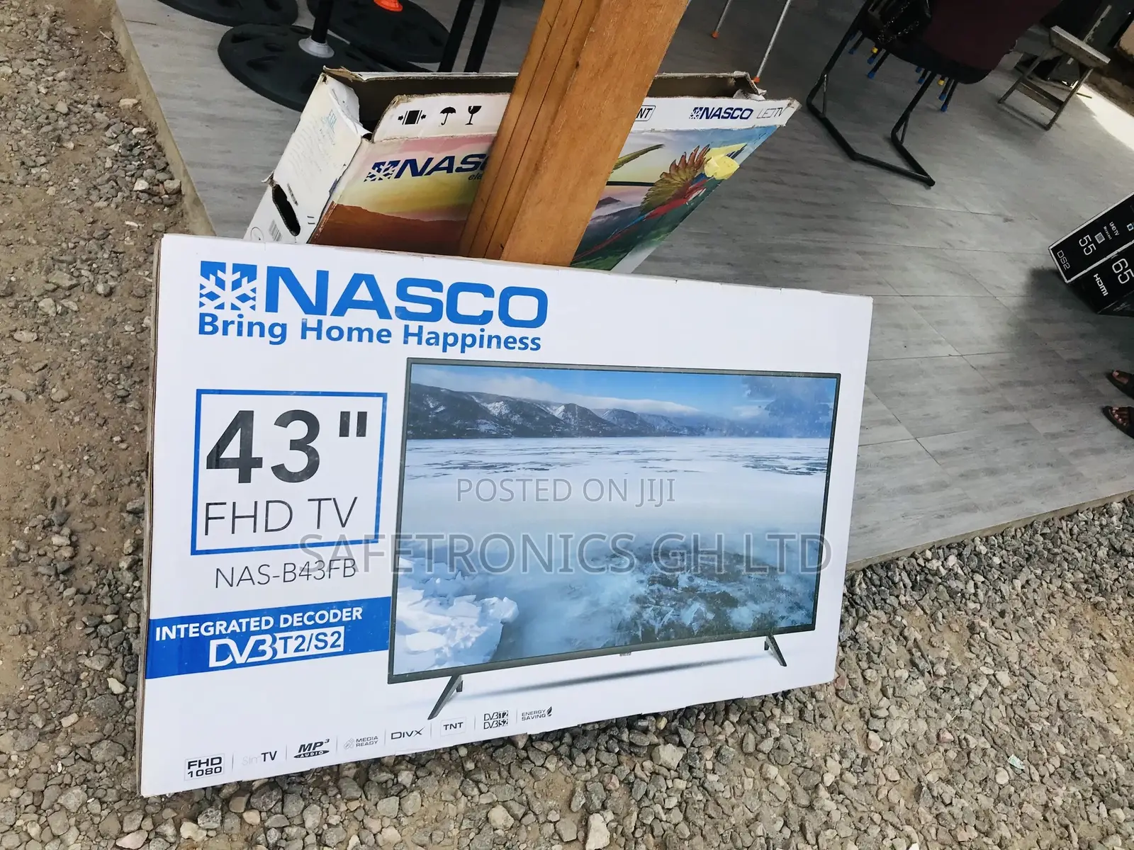 Nasco LED 43 Inches Digital Satellite Black Glossy Tv 