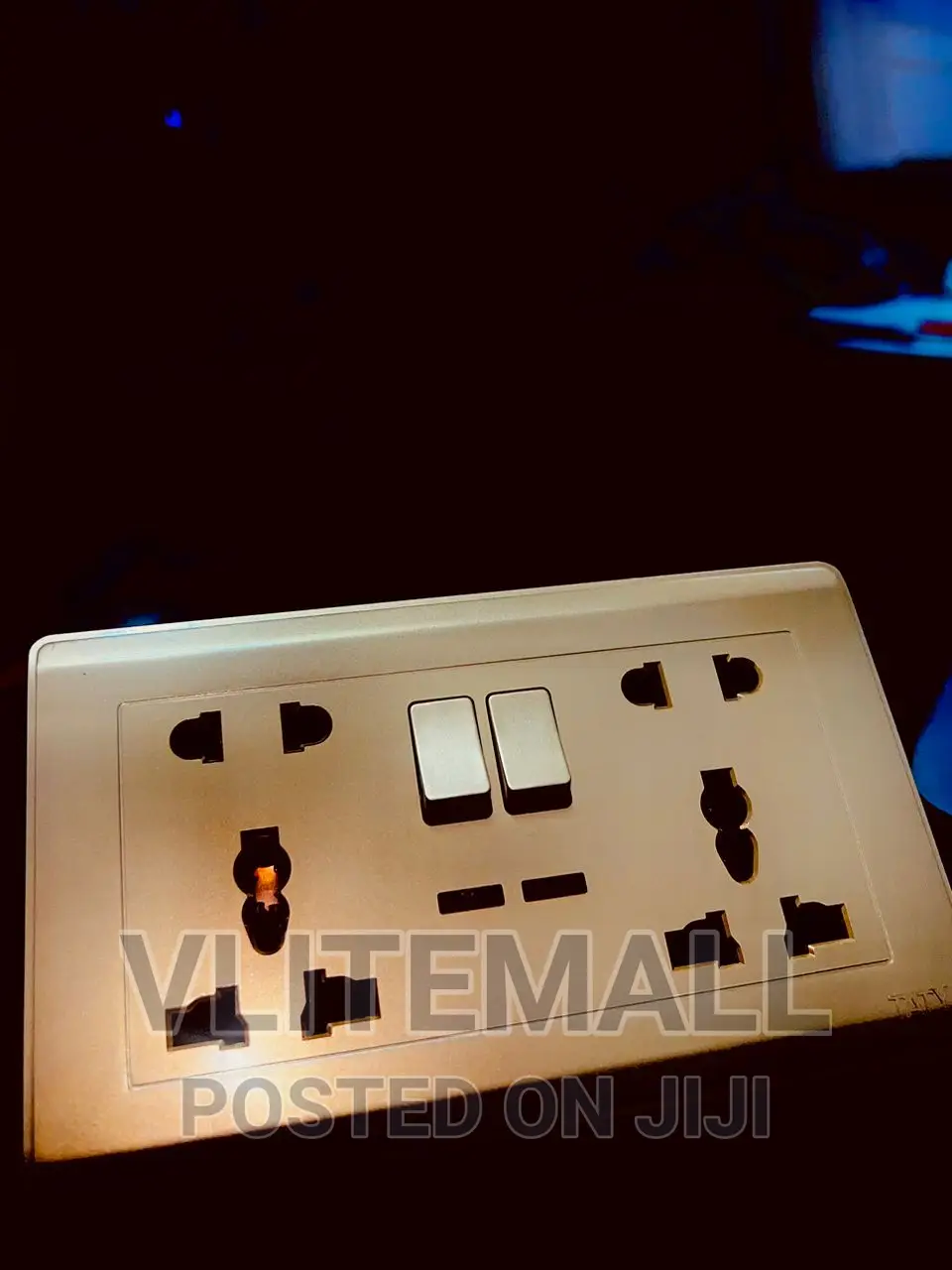 Taty Double Socket 10pins - Gold