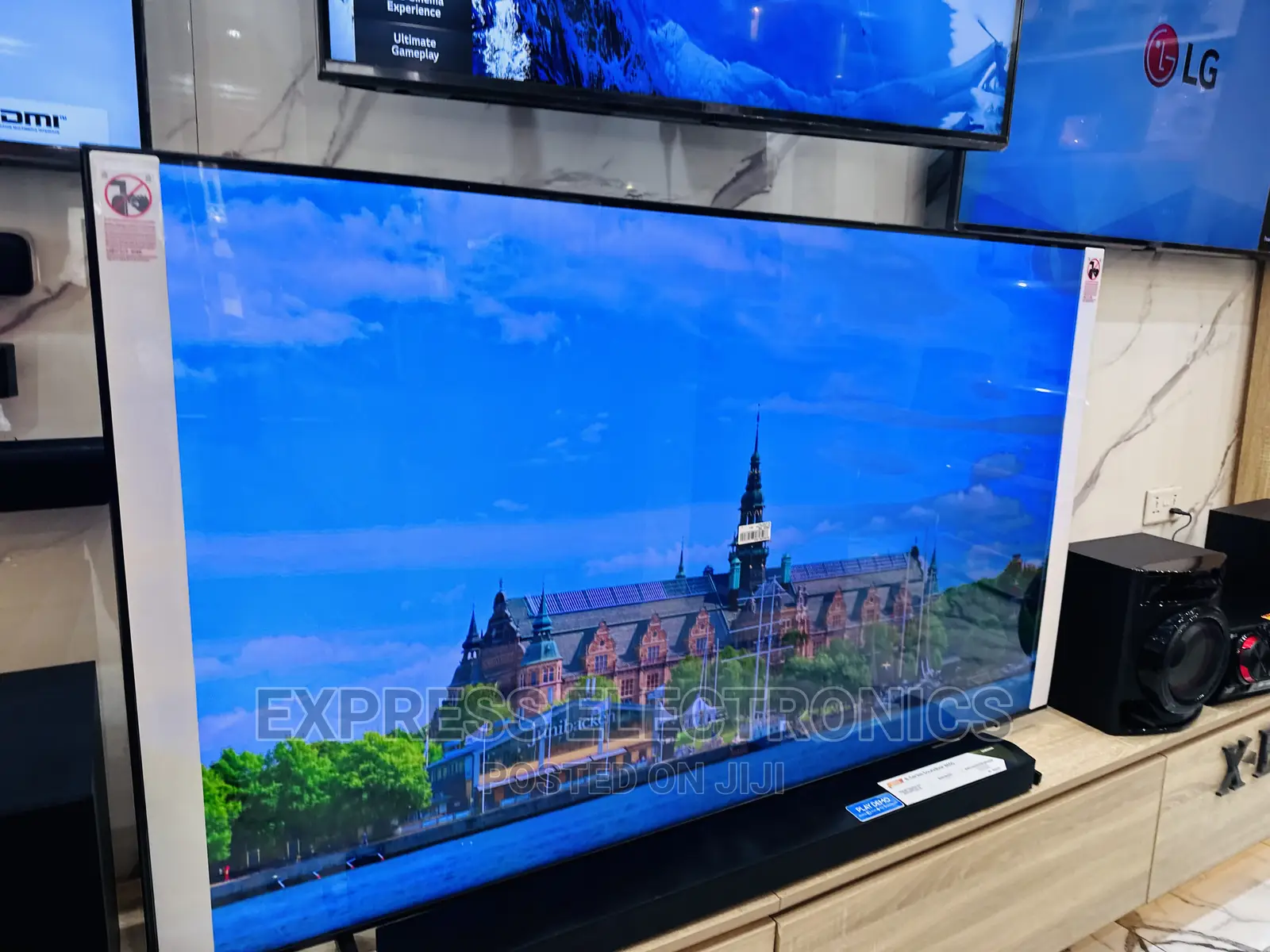 Intelligent Energy Control Samsung UHD Smart 65”Cu7172