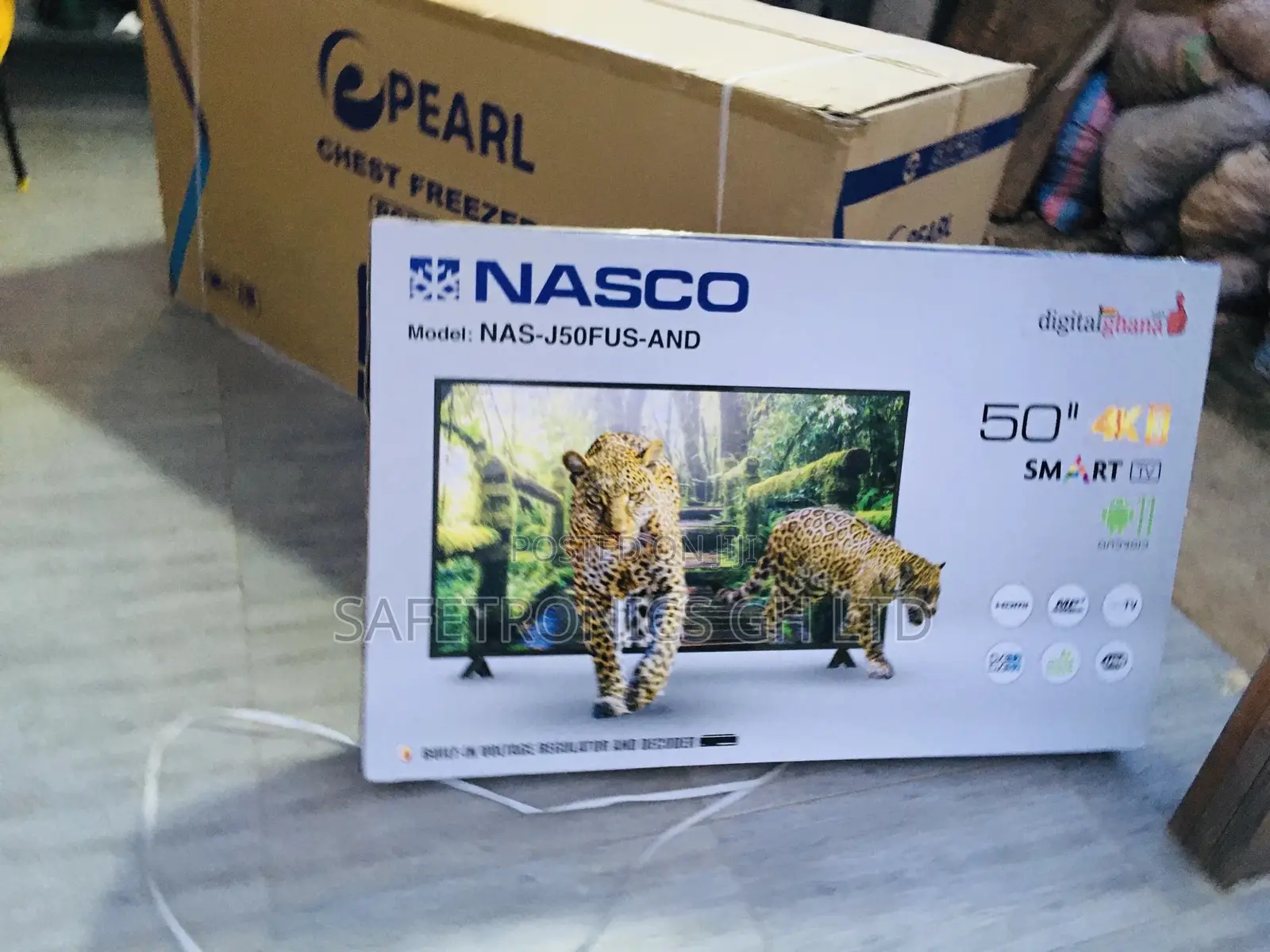 Lasting Nasco 43 Inches Glossy LED Smart Black Electric