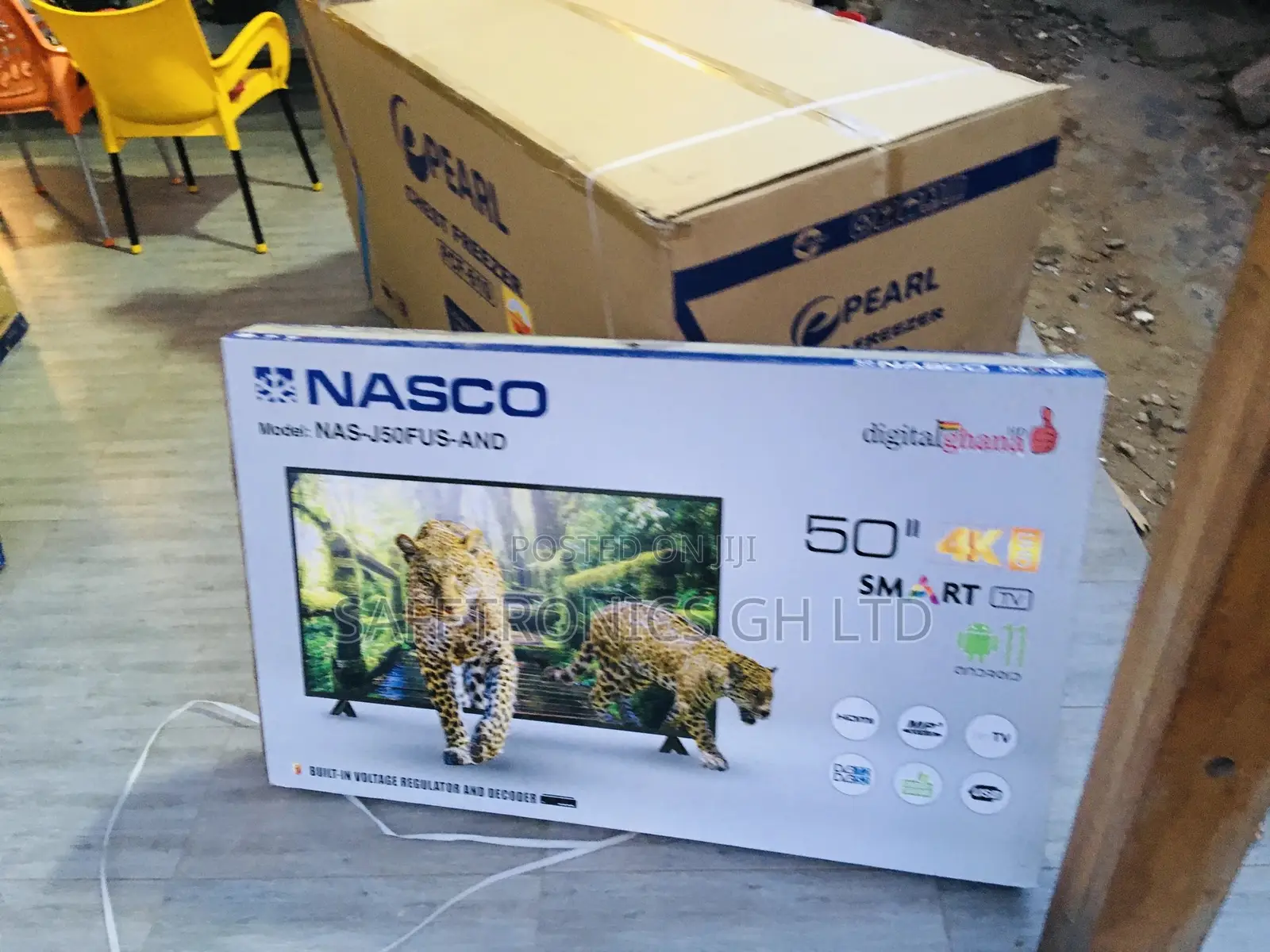 Lasting Nasco 43 Inches Glossy LED Smart Black Electric