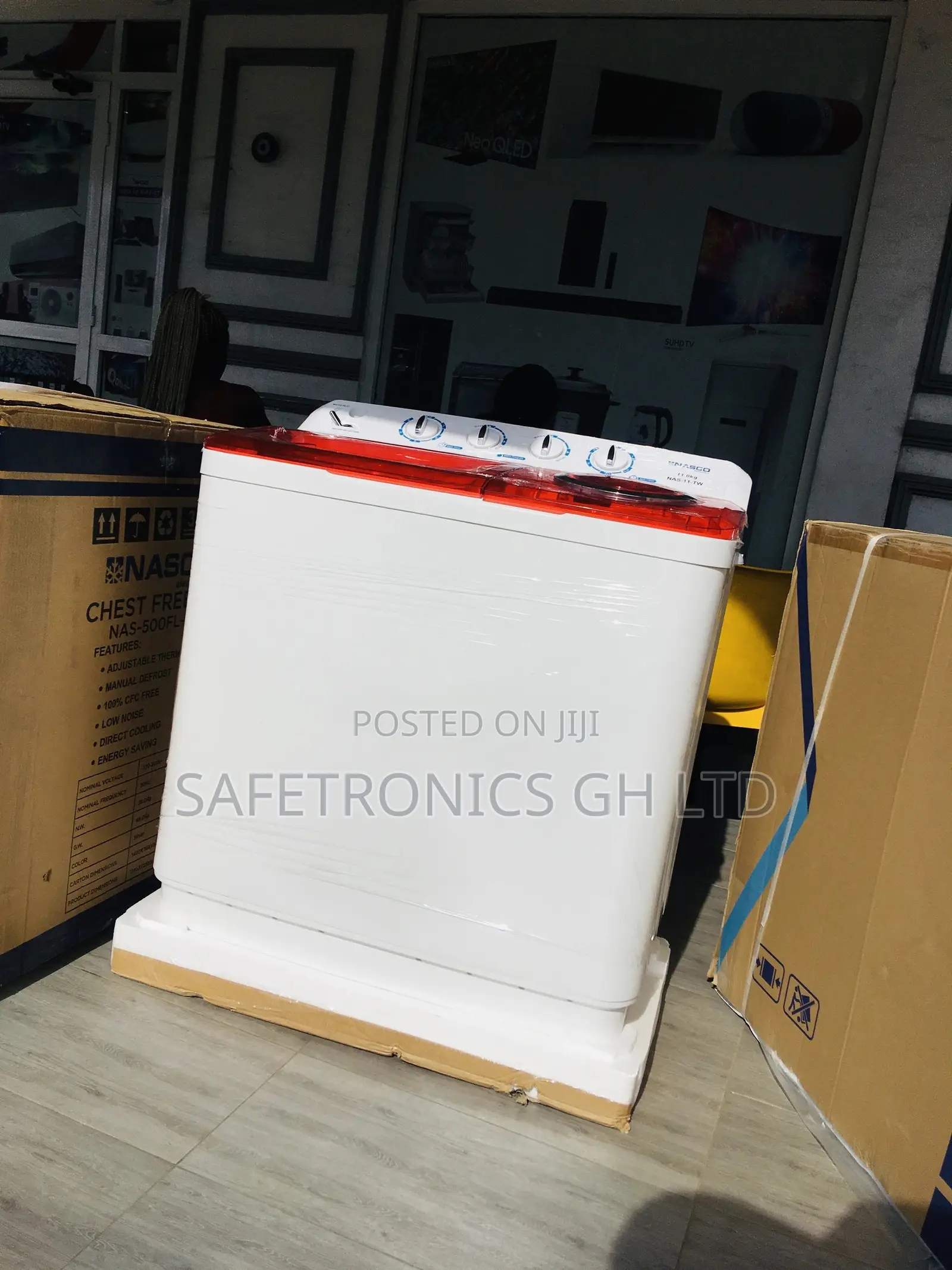 Red/White Washingmachine Topload Nasco 11kg Semiautomatic