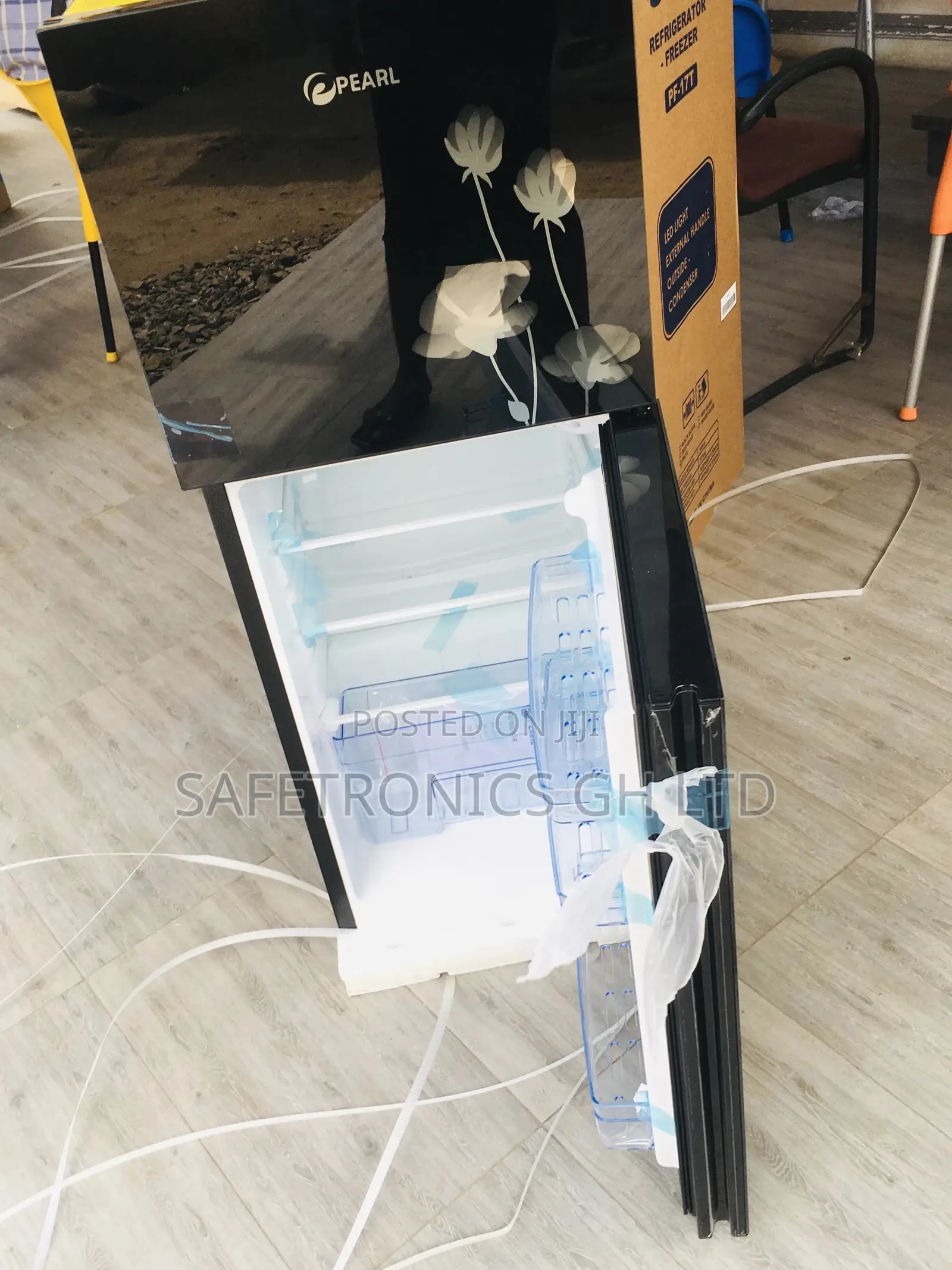 Doubledoor Glass Doubledoor Black Topfreezer Pf-20t Fridge