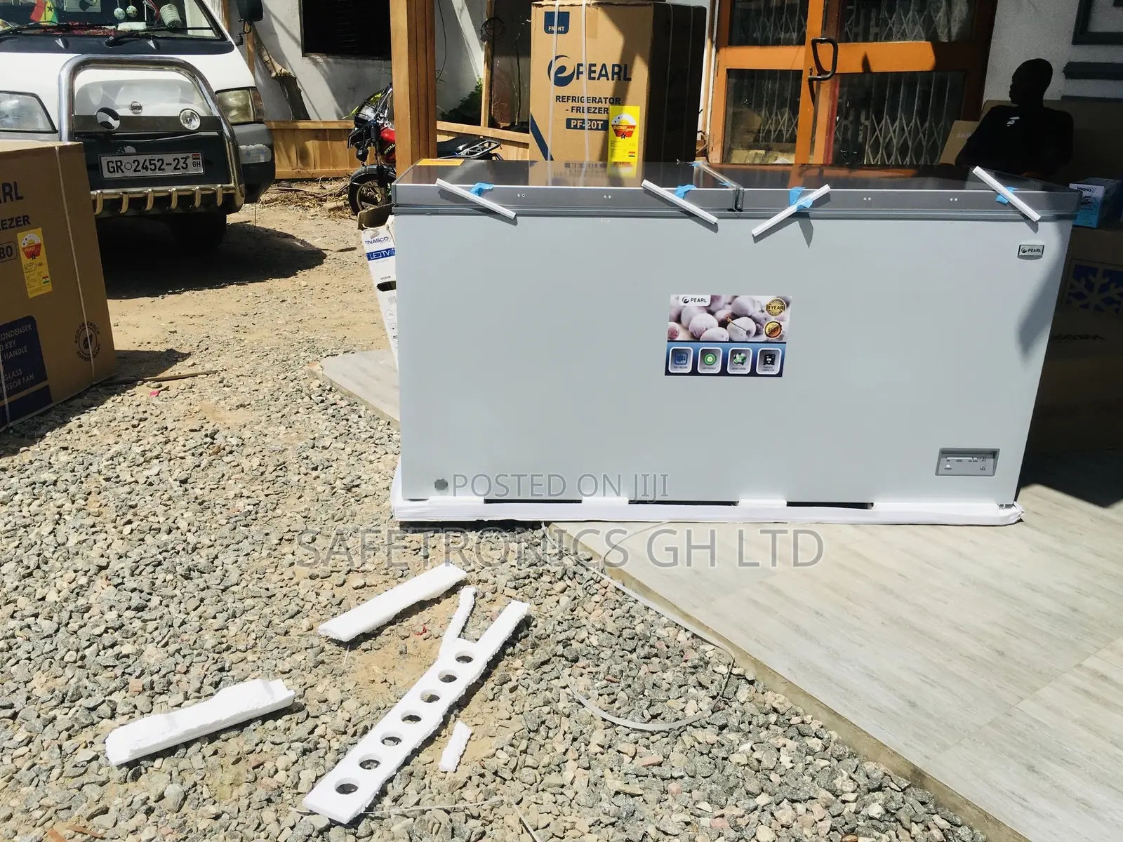 Chestfreezer Doubledoor Pearl PCF-610  618 Liters