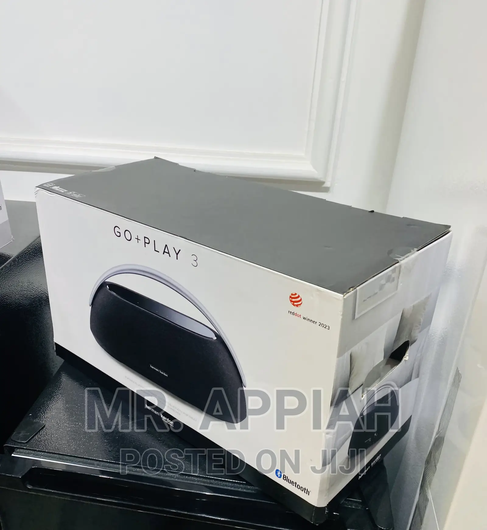 Elegant Black Harman Kardon GO + PLAY 3 Bluetooth Speaker.