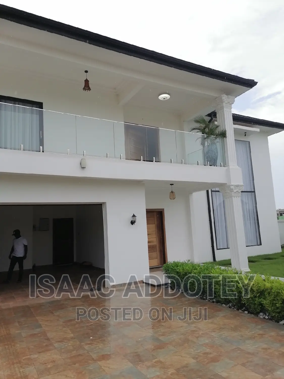 4bdrm Bungalow in Sakumono Celebraty, Spintex for rent