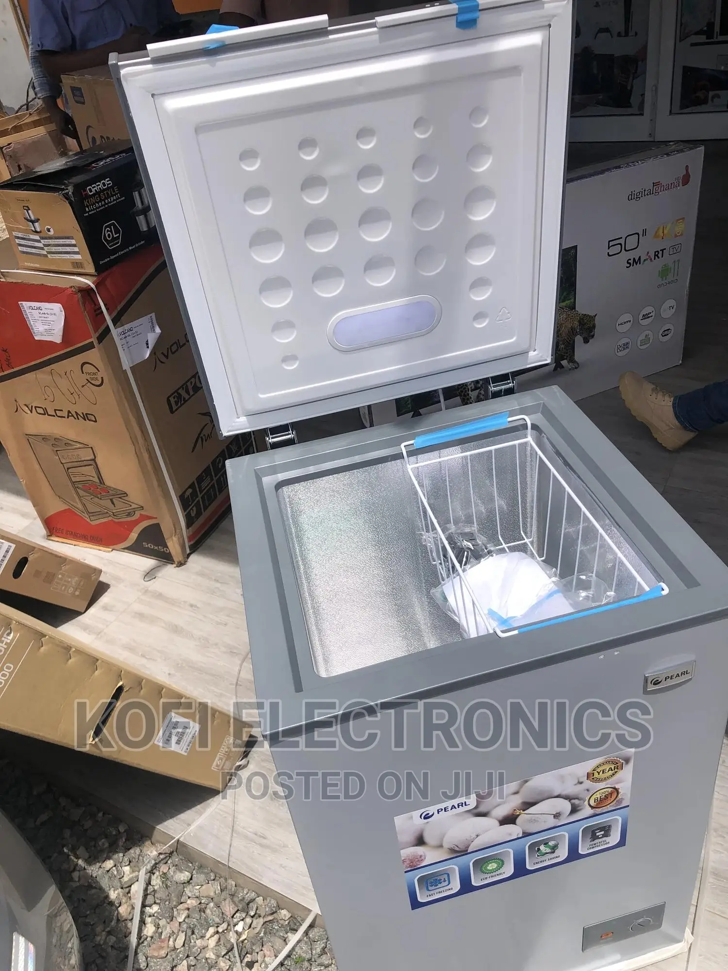Energy Saving Pearl Chest Freezer 100 Litres – Silver