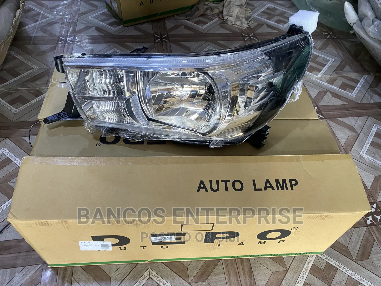 Toyota Hilux 2014/2015/206 Headlight