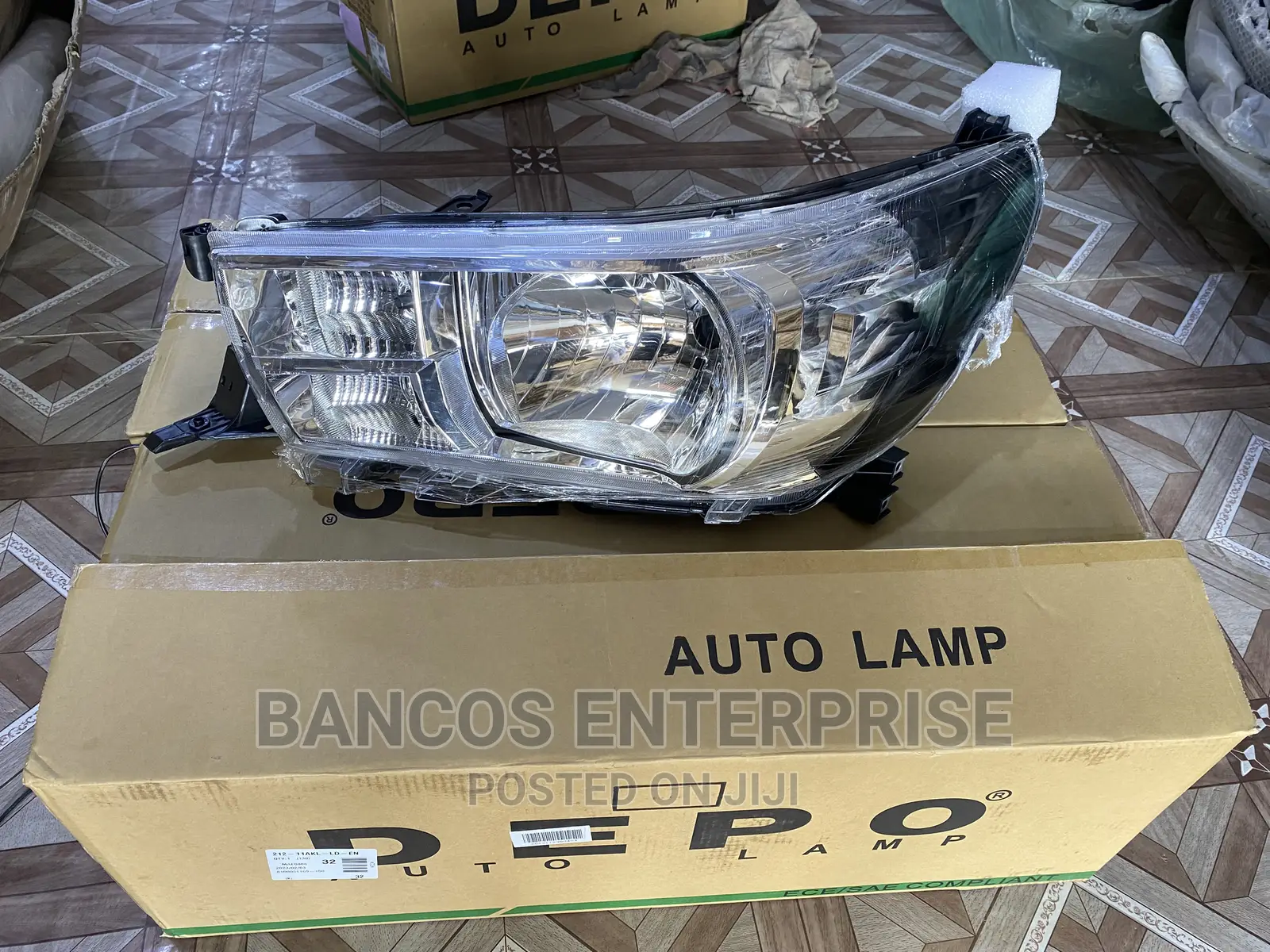 Toyota Hilux 2014/2015/206 Headlight