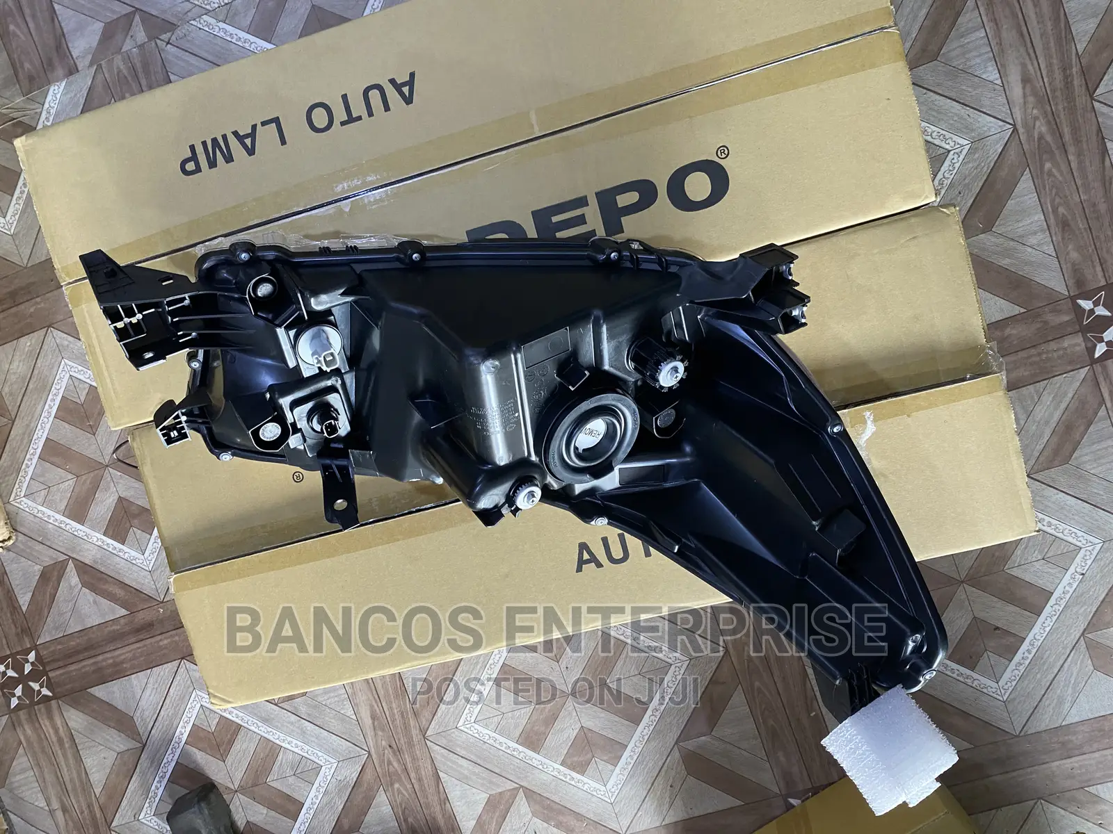 Toyota Hilux 2014/2015/206 Headlight