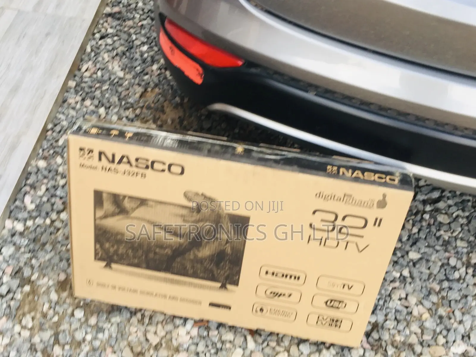 Black Nasco 32 Inches Digital Satellite Glossy LED Tv
