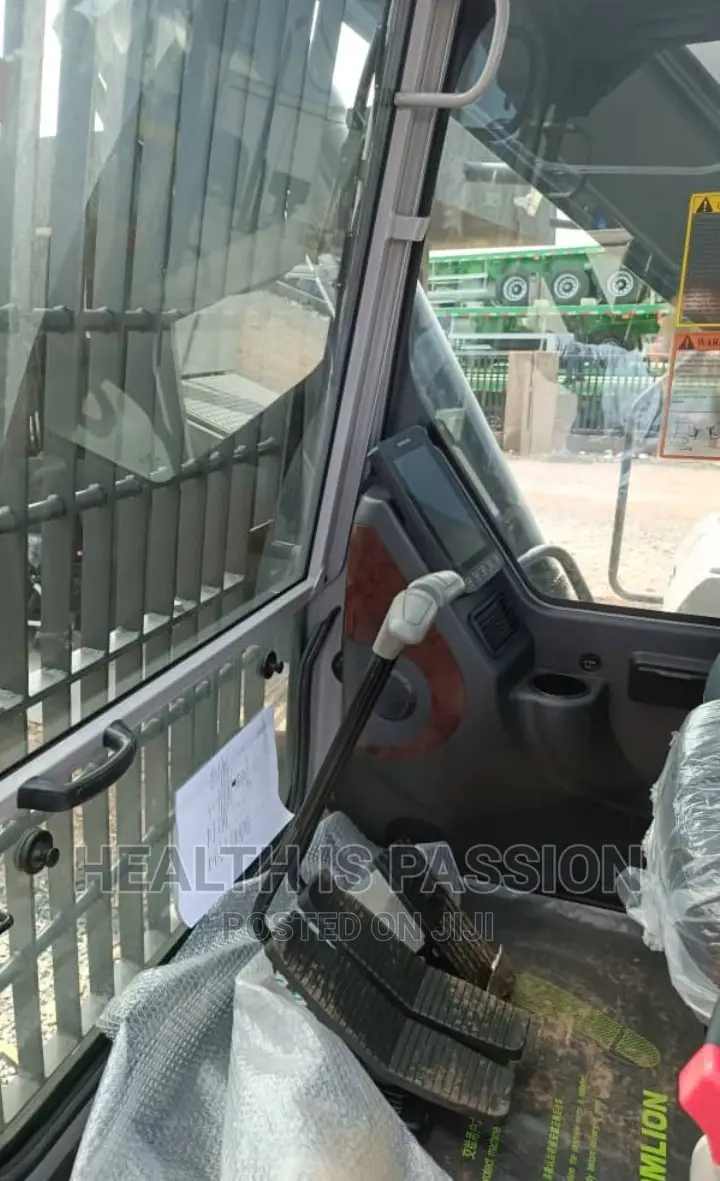 37ton Zoomlion Excavator Available in Stock, Brand New