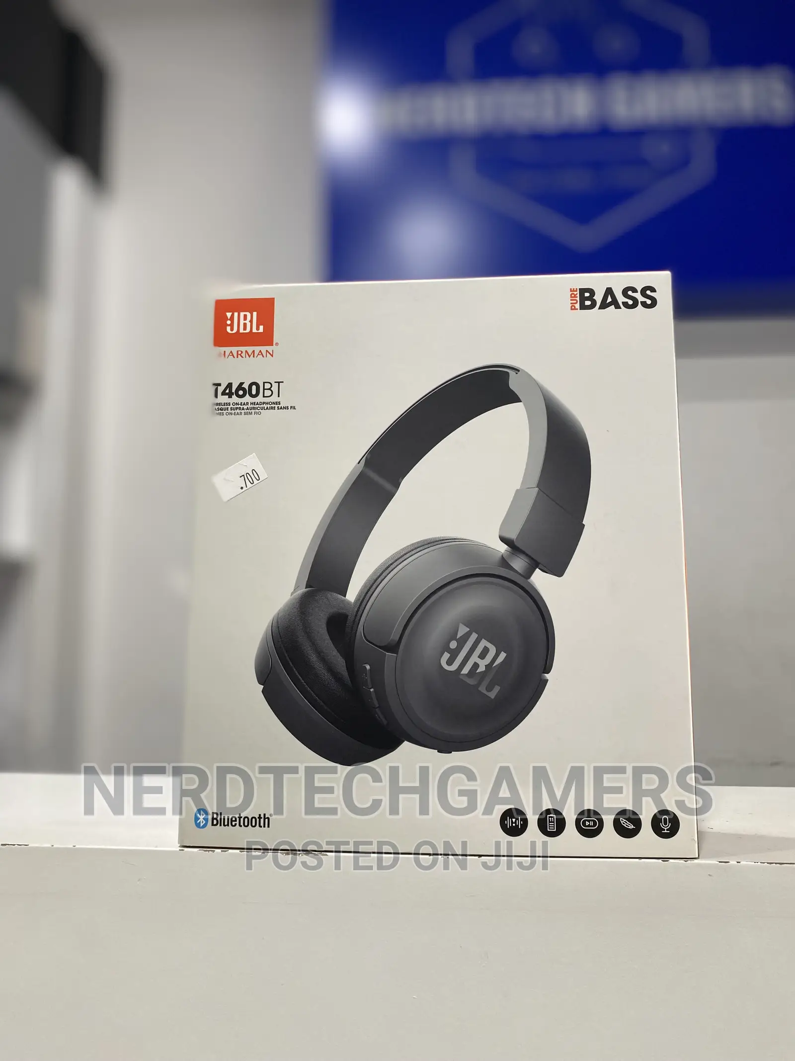 JBL T460BT Extra Bass Wireless on-Ear Mic - Black
