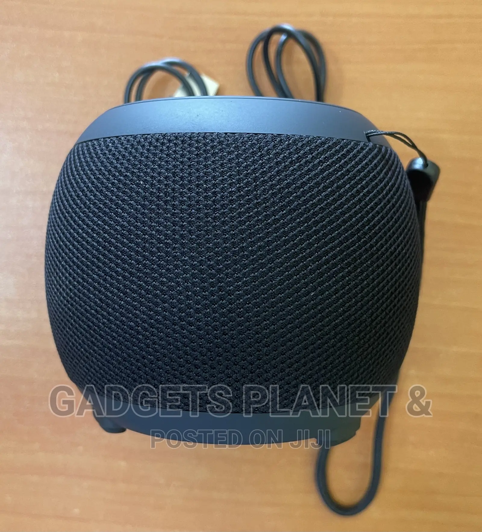 Maxbest Deep Base Mini Bluetooth Speaker With FM - S60u-1
