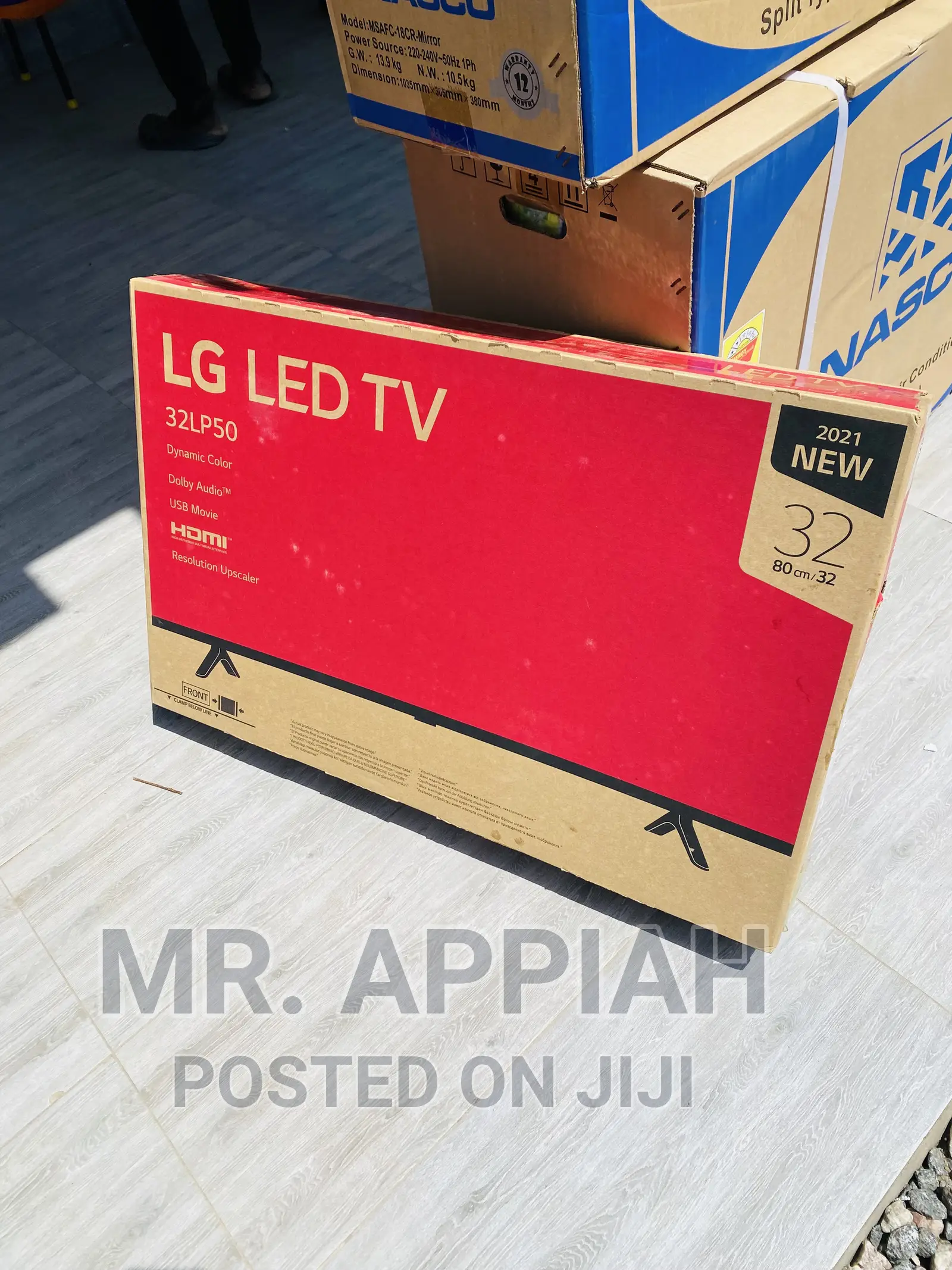 Fresh in LG 32LP500BPTA 32 Inch Full HD LED Tv(Black).