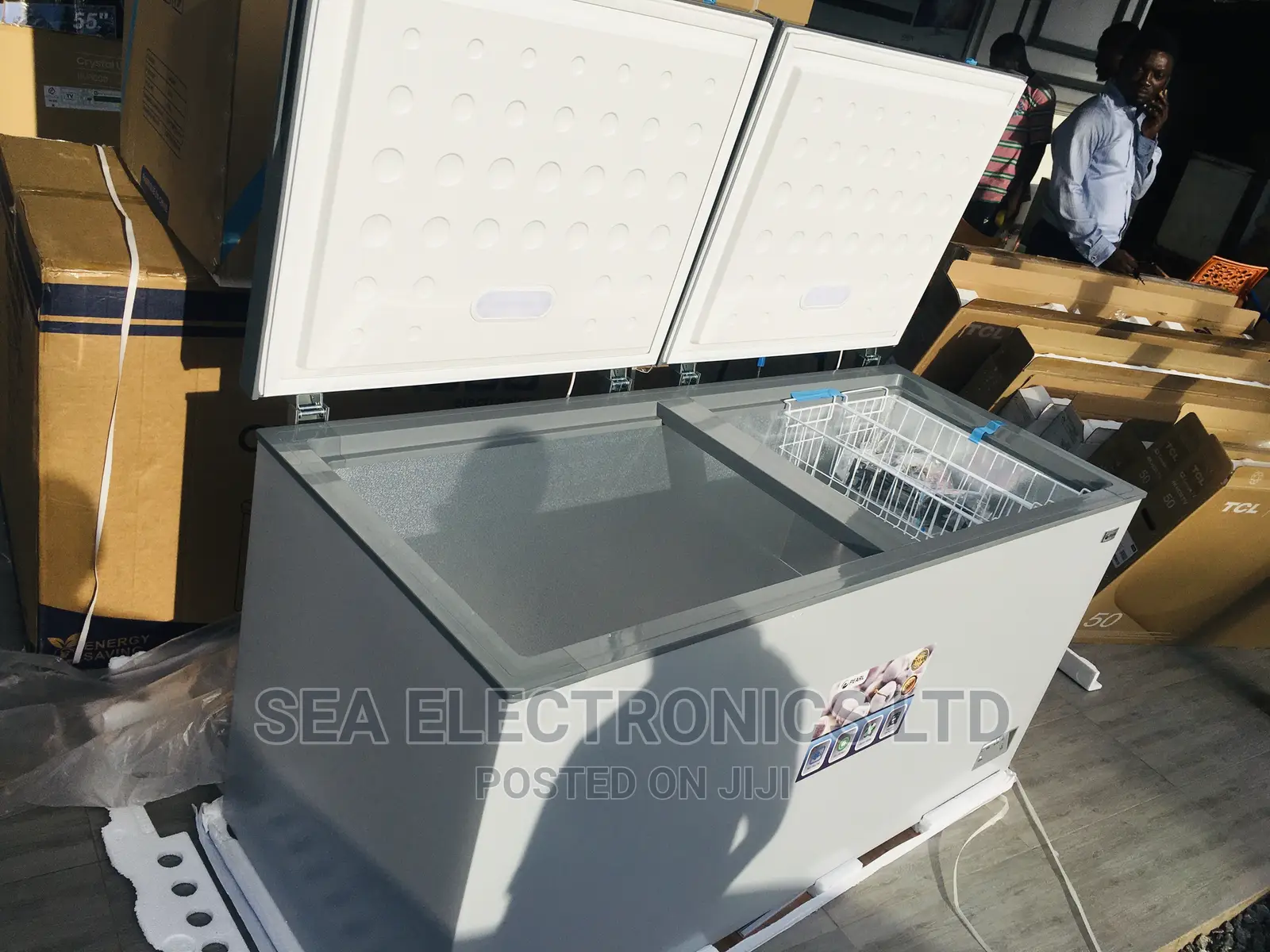 Brand New Chest Freezer Pearl 708 Litres