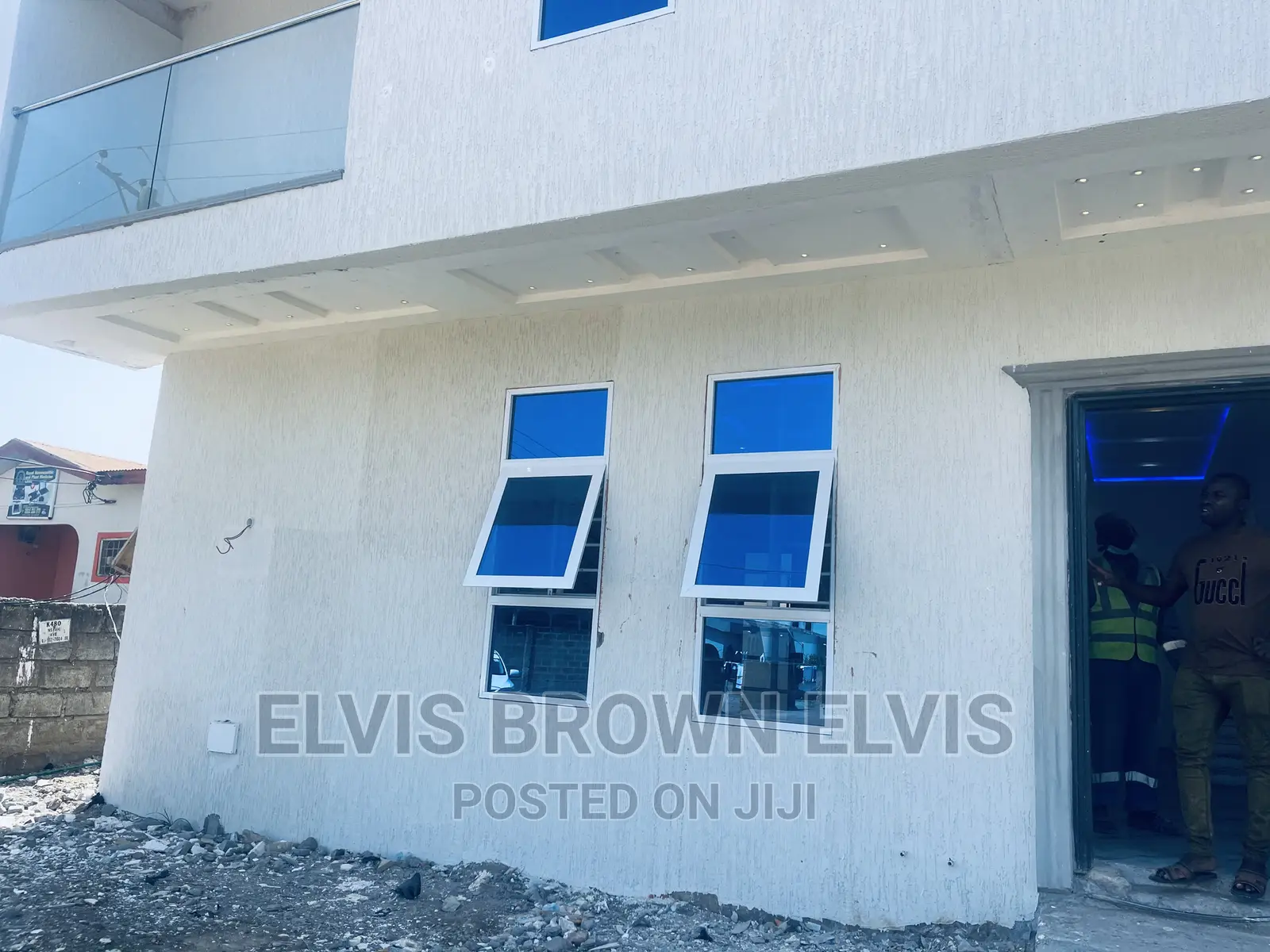 3bdrm Duplex in Botwe for sale
