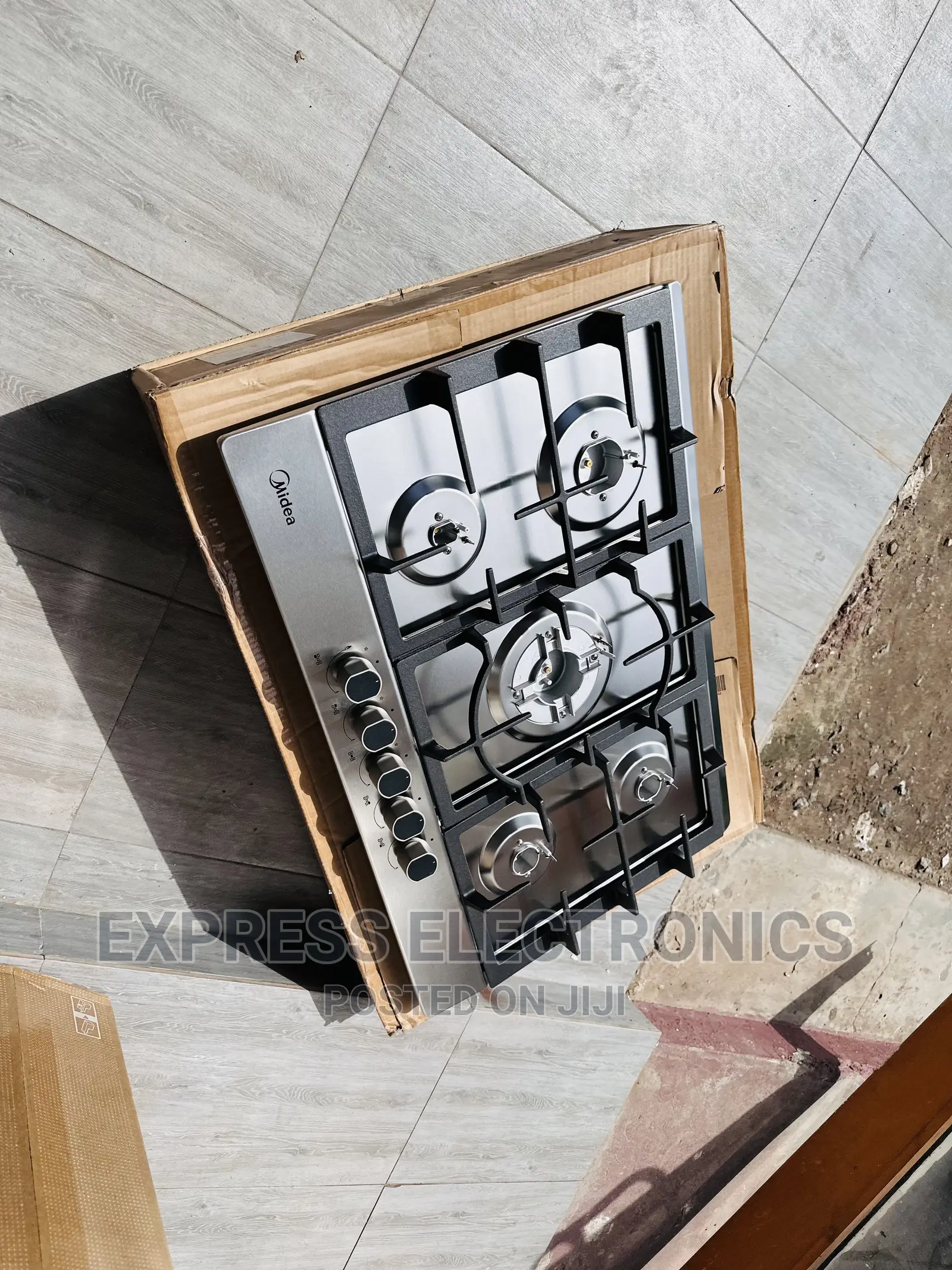 Very Nice Sleek Gas Cooker Inbuilt 90G50ME 5burner